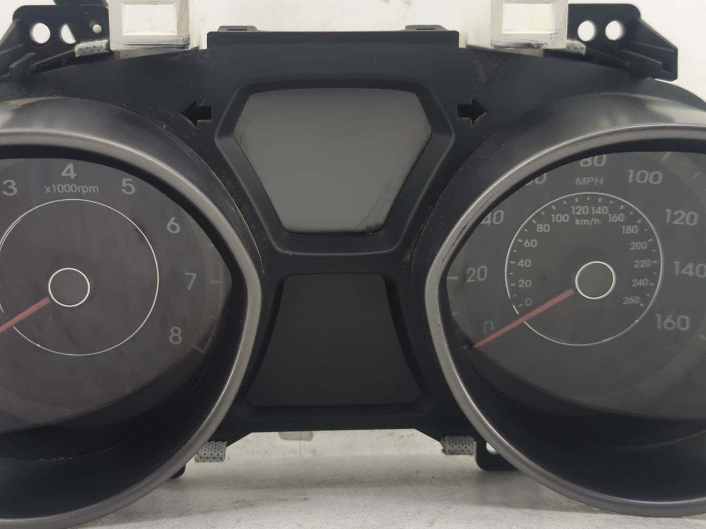 2014-2016 Hyundai Elantra Instrument Cluster Speedometer Gauges P/N:94004-3Y010 Fits Fits 2014 2015 2016 OEM Used Auto Parts