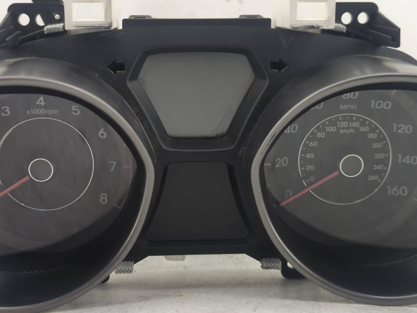 2014-2016 Hyundai Elantra Instrument Cluster Speedometer Gauges P/N:94004-3Y010 Fits Fits 2014 2015 2016 OEM Used Auto Parts