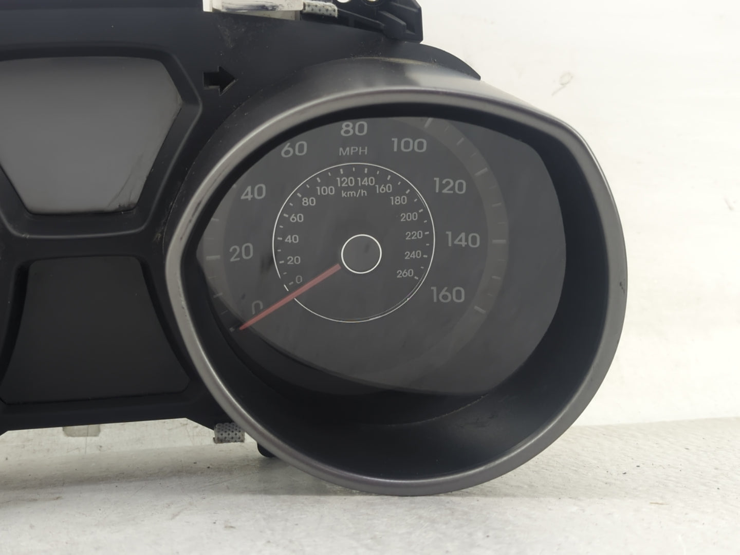 2014-2016 Hyundai Elantra Instrument Cluster Speedometer Gauges P/N:94004-3Y010 Fits Fits 2014 2015 2016 OEM Used Auto Parts