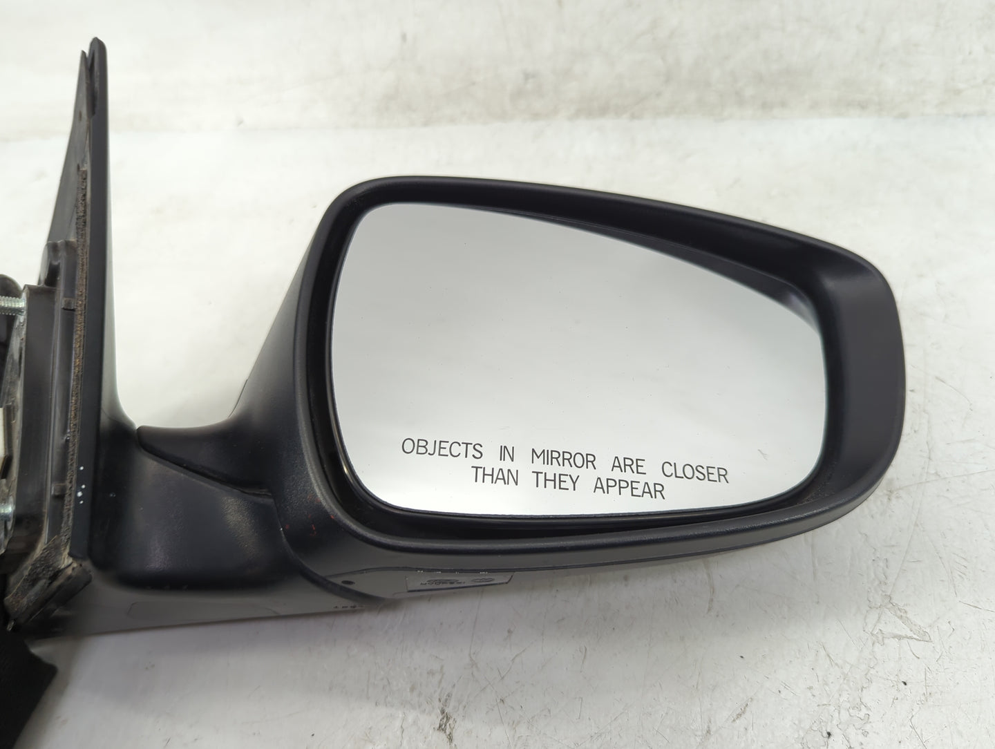 2015-2016 Hyundai Elantra Passenger Side View Mirror - Right Door Mirror OEM Used - Oemusedautoparts1.com
