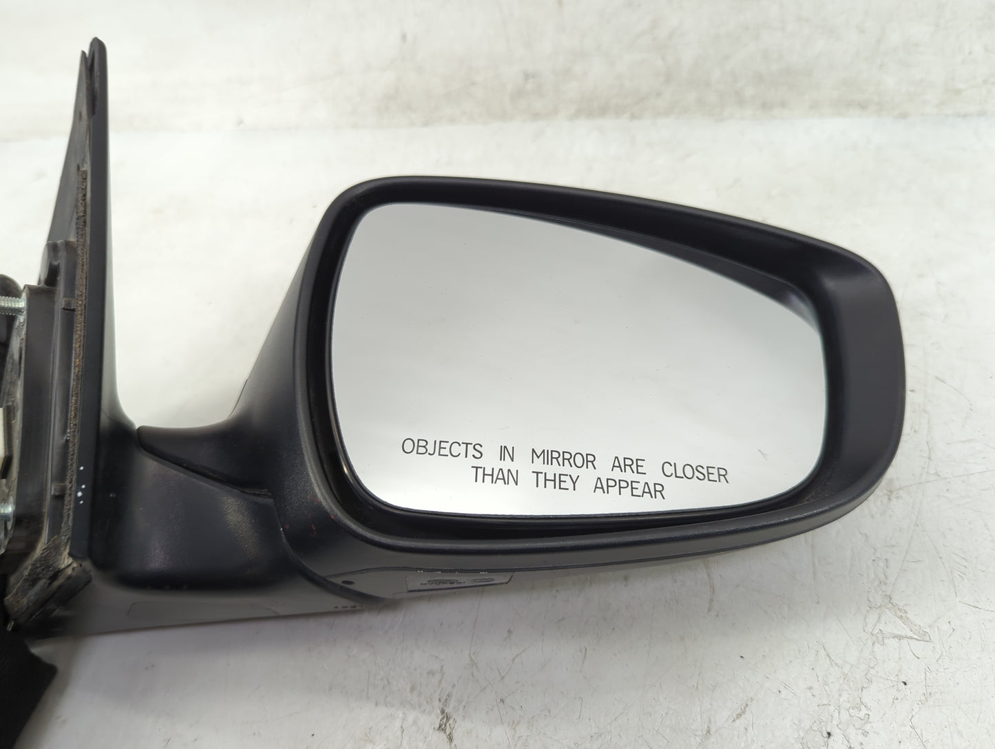 2015-2016 Hyundai Elantra Passenger Side View Mirror - Right Door Mirror OEM Used - Oemusedautoparts1.com