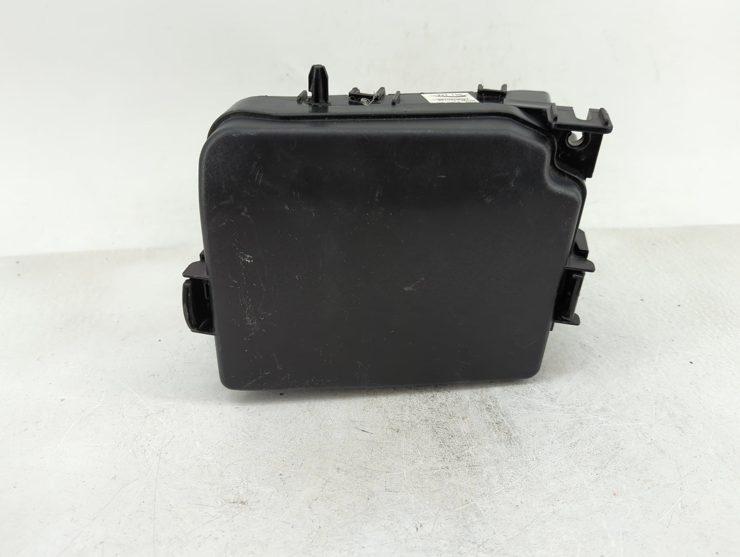 2014-2016 Hyundai Elantra Fusebox Fuse Box Panel Relay Module P/N:91265 3X060 Fits Fits 2014 2015 2016 OEM Used Auto Parts -