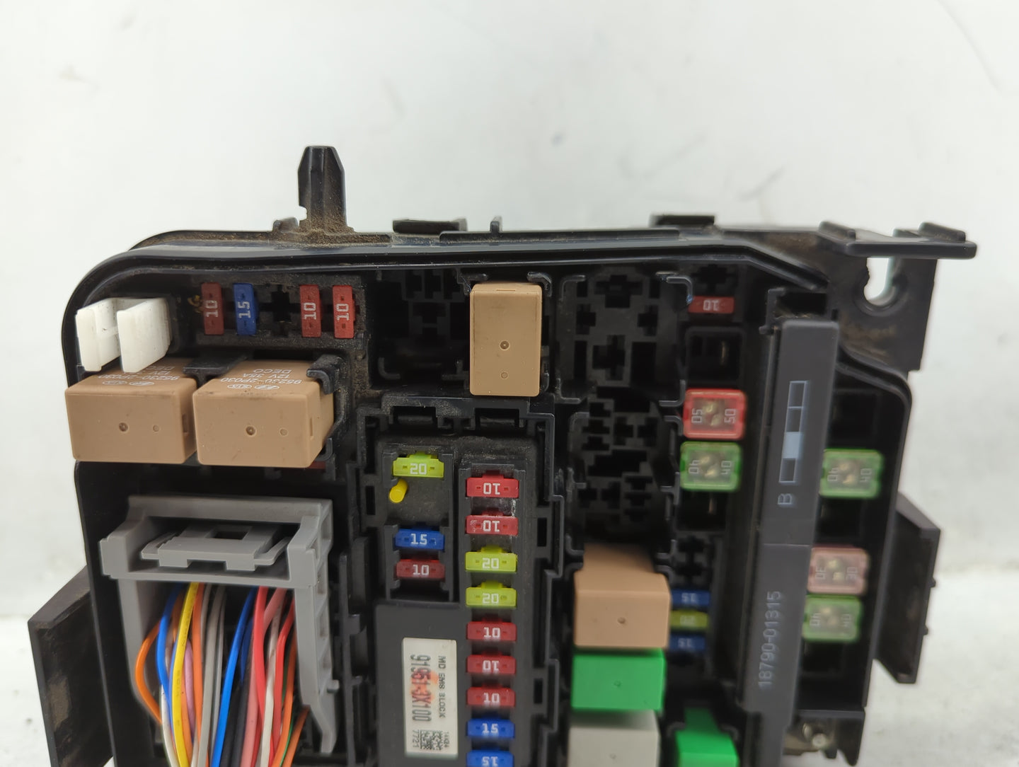 2014-2016 Hyundai Elantra Fusebox Fuse Box Panel Relay Module P/N:91951-3X100 Fits Fits 2014 2015 2016 OEM Used Auto Parts -