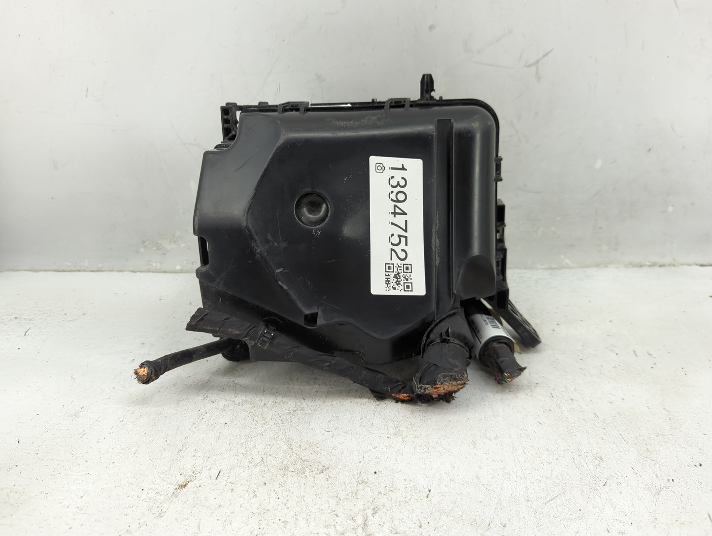 2014-2016 Hyundai Elantra Fusebox Fuse Box Panel Relay Module P/N:91951-3X100 Fits Fits 2014 2015 2016 OEM Used Auto Parts -