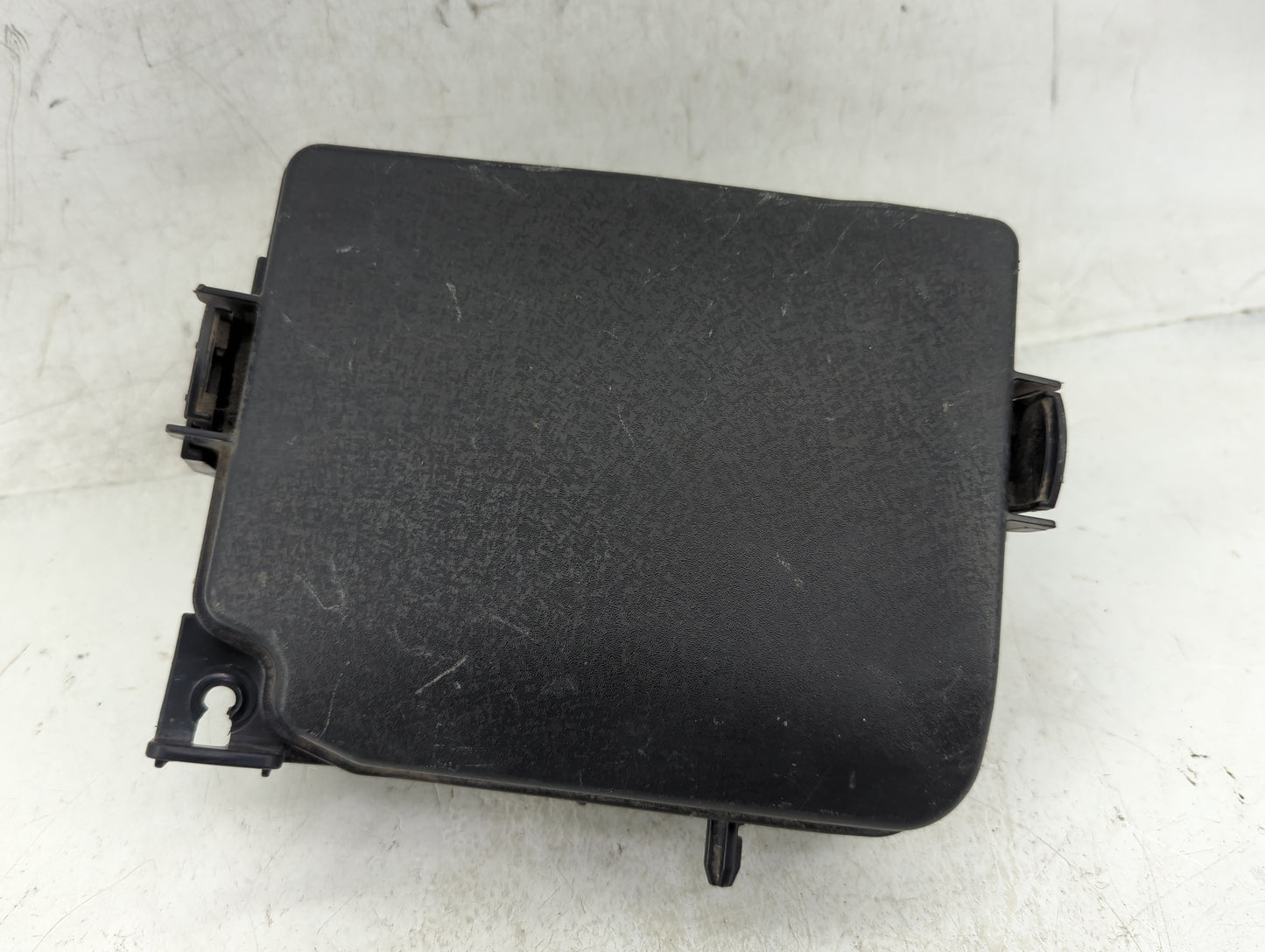 2014-2016 Hyundai Elantra Fusebox Fuse Box Panel Relay Module P/N:91951-3X710 Fits Fits 2014 2015 2016 OEM Used Auto Parts -