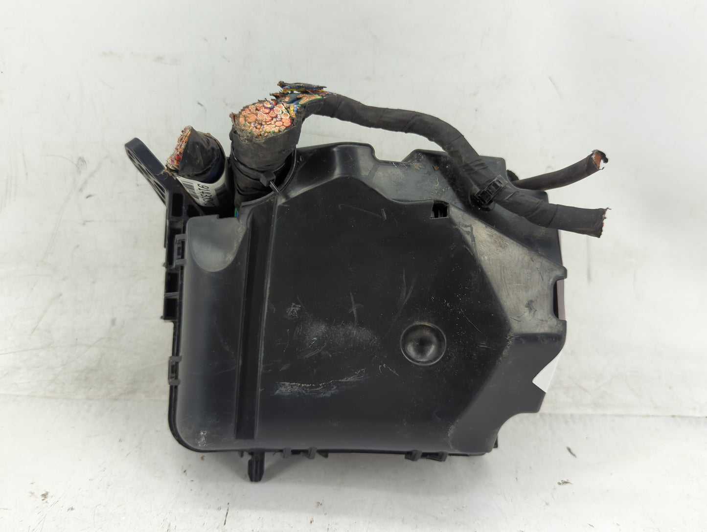 2014-2016 Hyundai Elantra Fusebox Fuse Box Panel Relay Module P/N:91951-3X710 Fits Fits 2014 2015 2016 OEM Used Auto Parts -