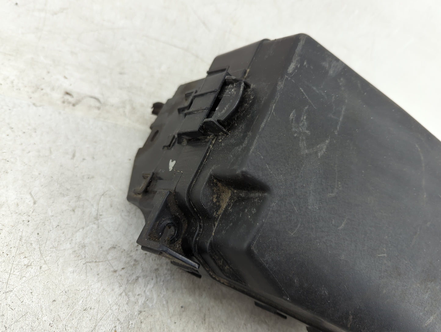 2014-2016 Hyundai Elantra Fusebox Fuse Box Panel Relay Module P/N:91266 3X090 Fits Fits 2014 2015 2016 OEM Used Auto Parts -