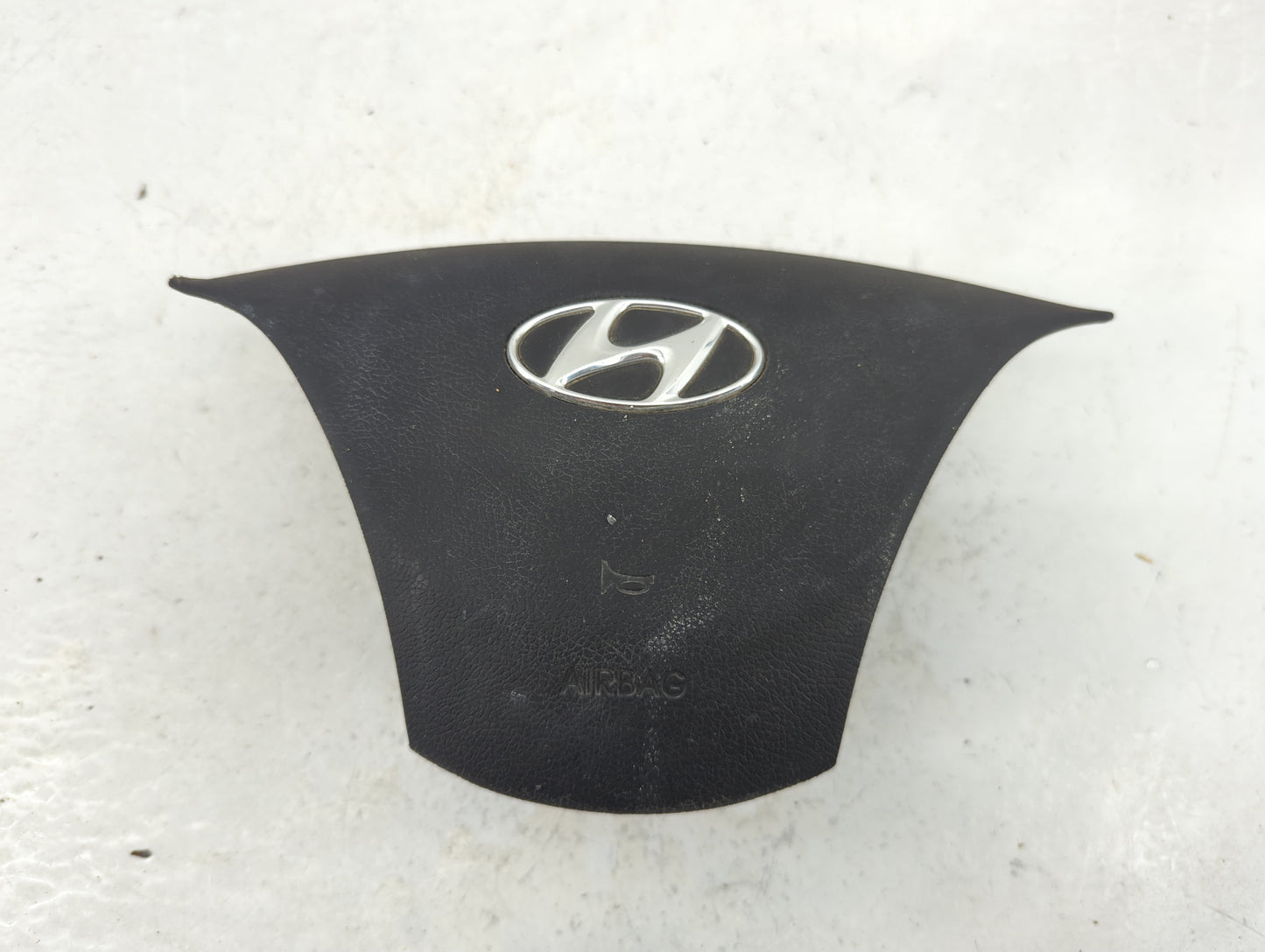 2011-2016 Hyundai Elantra Air Bag Driver Left Steering Wheel Mounted Fits Fits 2011 2012 2013 2014 2015 2016 OEM Used Auto P