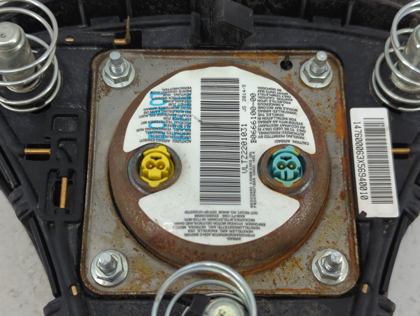 2011-2016 Hyundai Elantra Air Bag Driver Left Steering Wheel Mounted Fits Fits 2011 2012 2013 2014 2015 2016 OEM Used Auto P