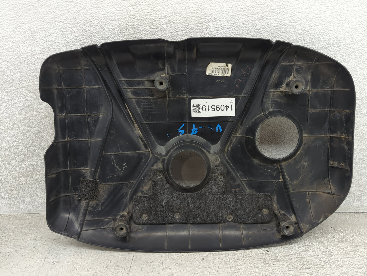 2015 Hyundai Elantra Engine Cover - Oemusedautoparts1.com