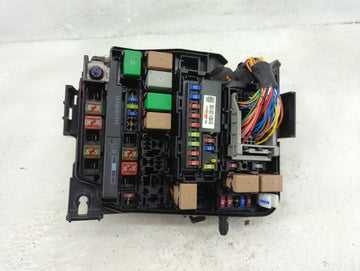 2014-2016 Hyundai Elantra Fusebox Fuse Box Panel Relay Module P/N:91951-3X710 Fits Fits 2014 2015 2016 OEM Used Auto Parts