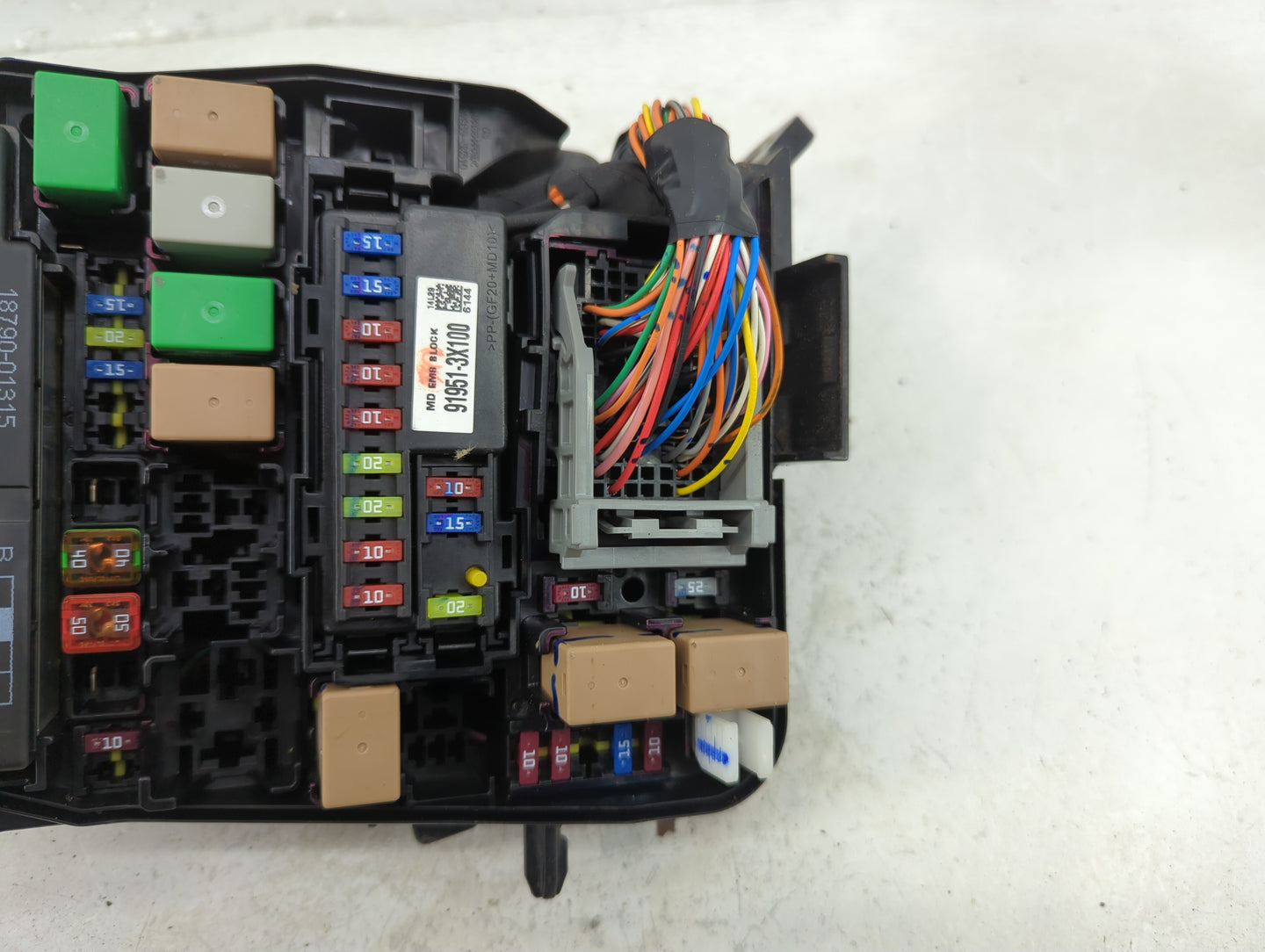 2014-2016 Hyundai Elantra Fusebox Fuse Box Panel Relay Module P/N:91951-3X710 Fits Fits 2014 2015 2016 OEM Used Auto Parts -