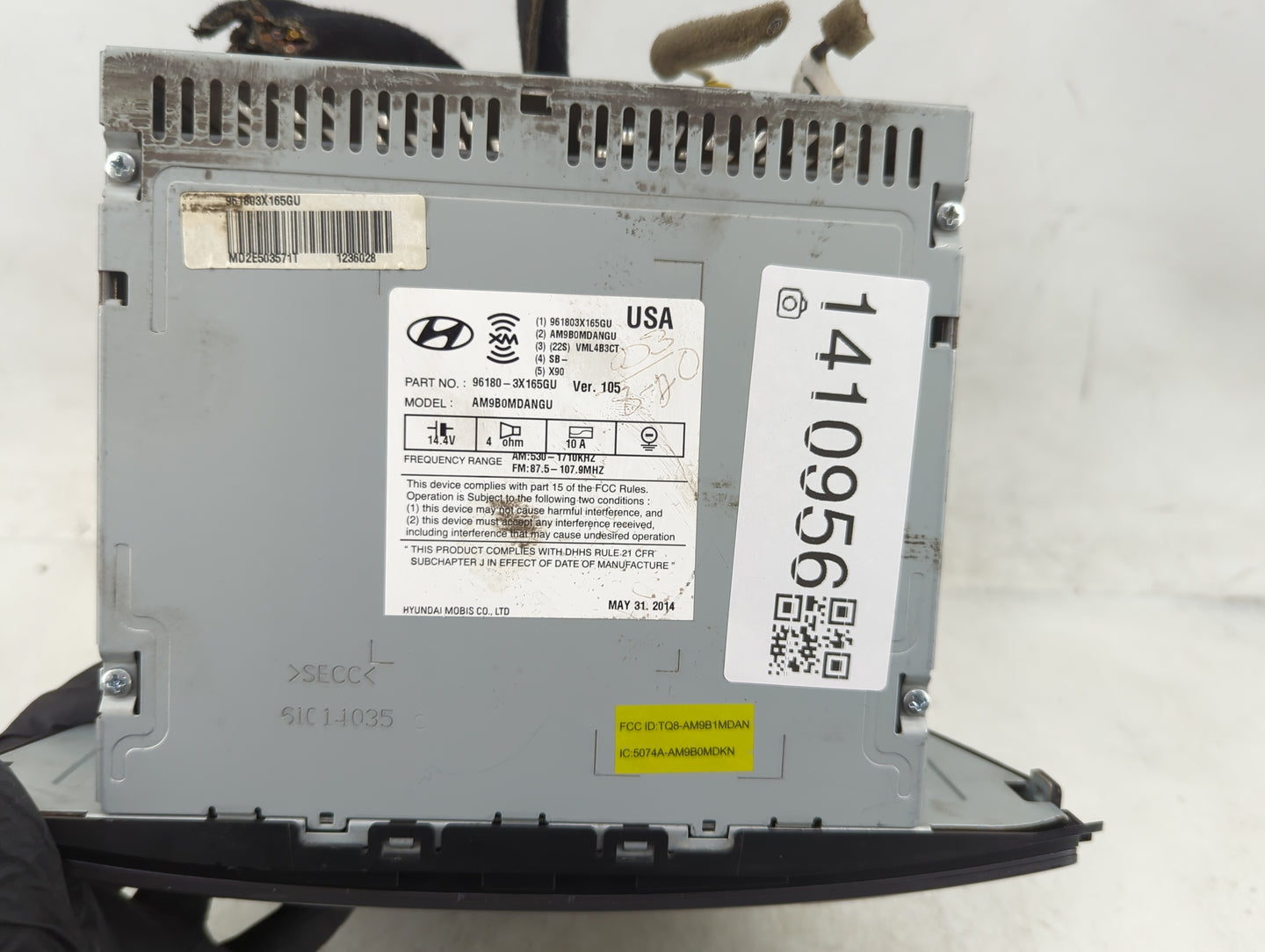 2014-2016 Hyundai Elantra Radio AM FM Cd Player Receiver Replacement P/N:96180-3X165GU Fits Fits 2014 2015 2016 OEM Used Aut