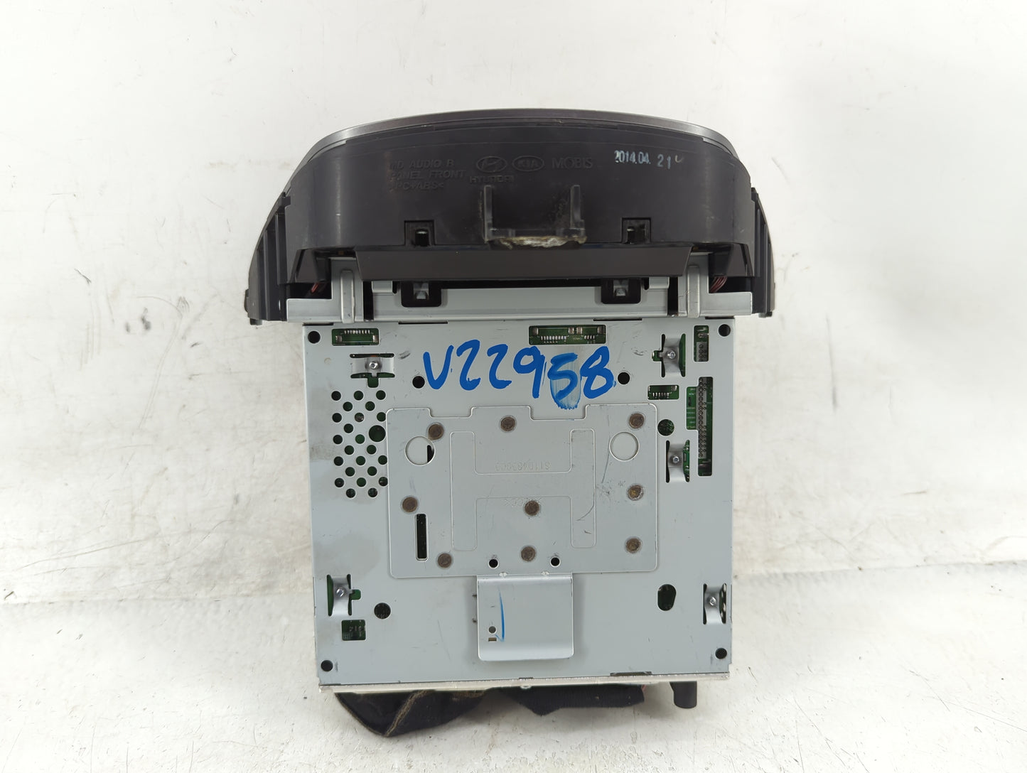 2014-2016 Hyundai Elantra Radio AM FM Cd Player Receiver Replacement P/N:96180-3X165GU Fits Fits 2014 2015 2016 OEM Used Aut