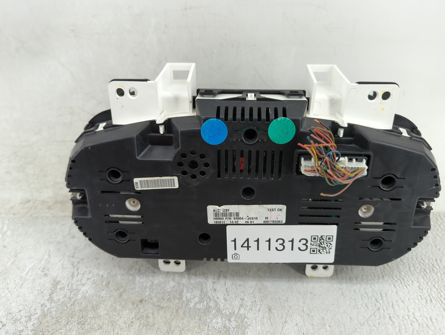 2014-2016 Hyundai Elantra Instrument Cluster Speedometer Gauges P/N:94004-3Y010 Fits Fits 2014 2015 2016 OEM Used Auto Parts