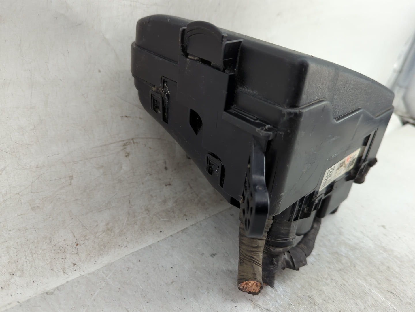 2014-2015 Hyundai Elantra Fusebox Fuse Box Panel Relay Module P/N:91239 A5245 Fits Fits 2014 2015 OEM Used Auto Parts - Oemu
