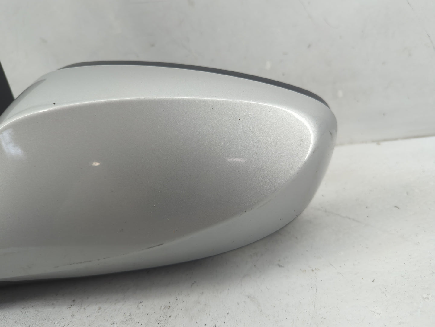 2011-2015 Hyundai Elantra Driver Side View Mirror - Left Door Mirror OEM Used - Oemusedautoparts1.com