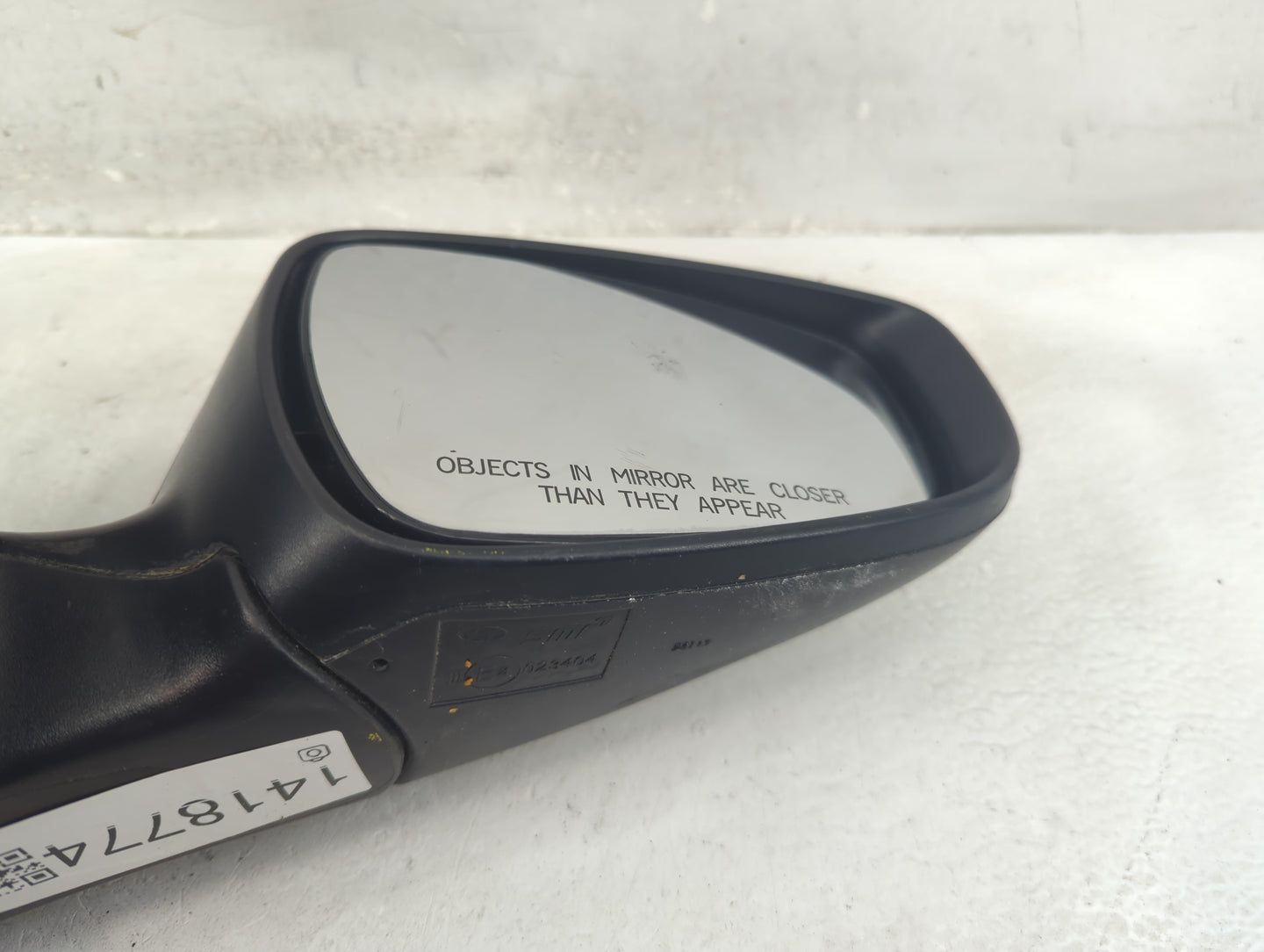 2015-2016 Hyundai Elantra Passenger Side View Mirror - Right Door Mirror OEM Used - Oemusedautoparts1.com