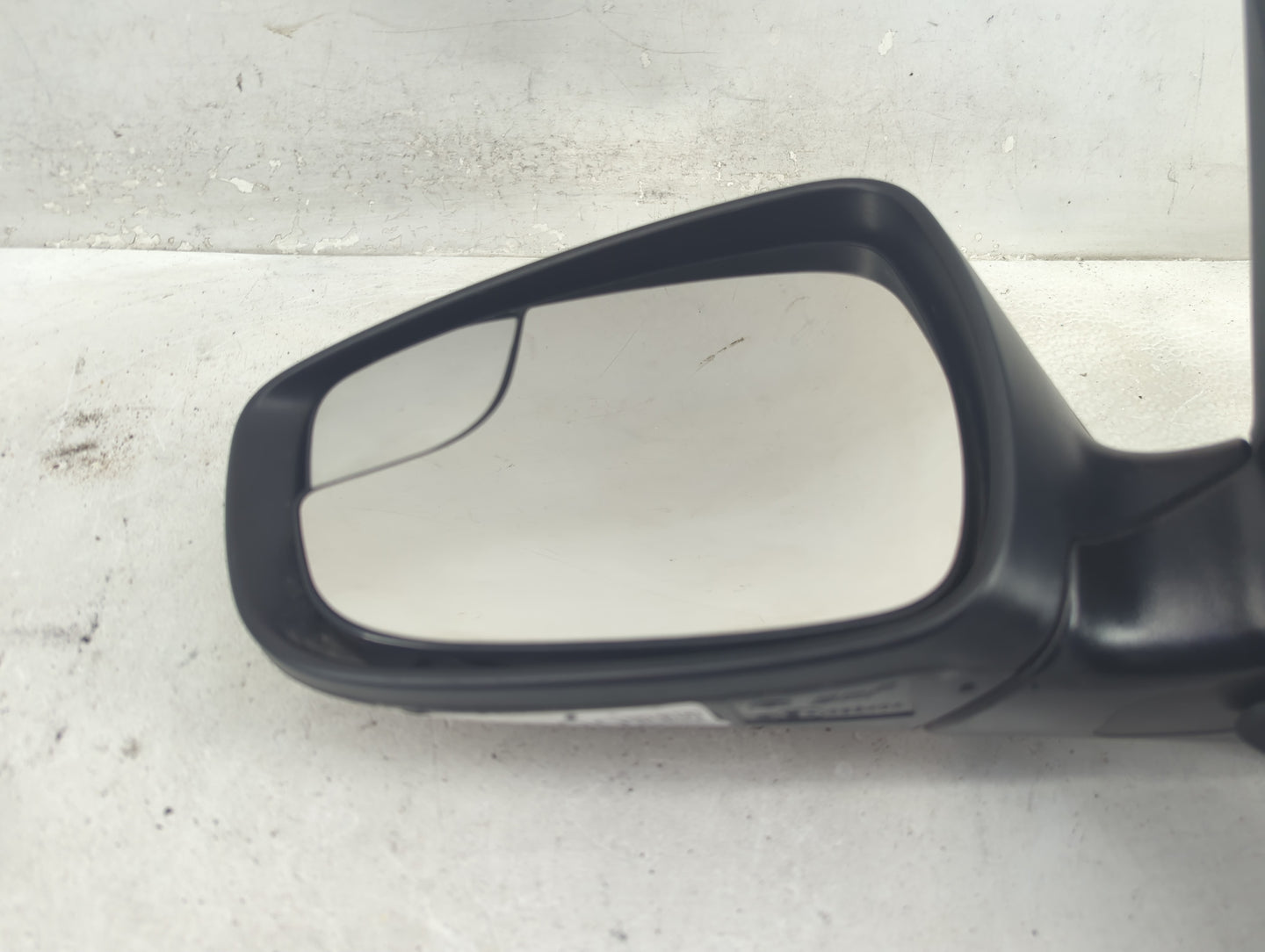 2011-2015 Hyundai Elantra Driver Side View Mirror - Left Door Mirror OEM Used - Oemusedautoparts1.com
