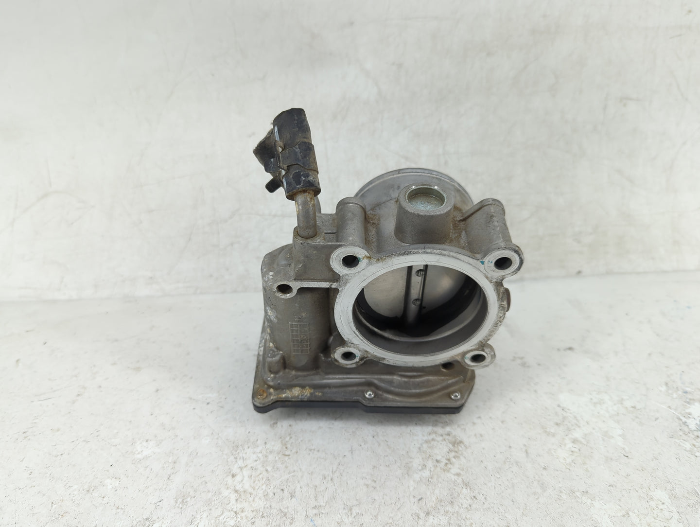2011-2020 Hyundai Elantra Throttle Body P/N:35100-2E000 Fits Fits 2011 2012 2013 2014 2015 2016 2017 2018 2019 2020 2021 OEM