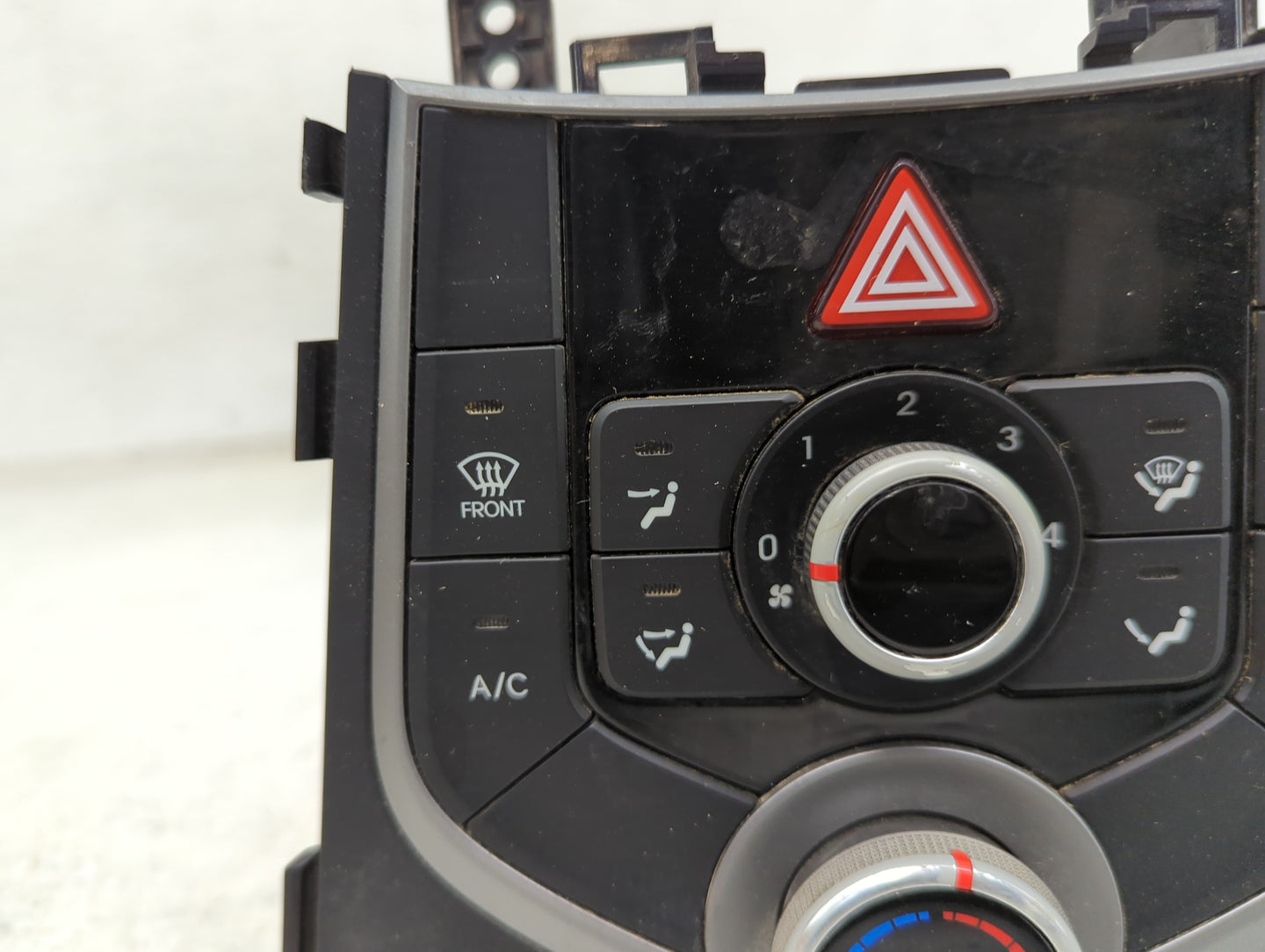 2015 Hyundai Elantra Climate Control Module Temperature AC/Heater Replacement P/N:97250-3XCD0 C500-ATDCH Fits OEM Used Auto 