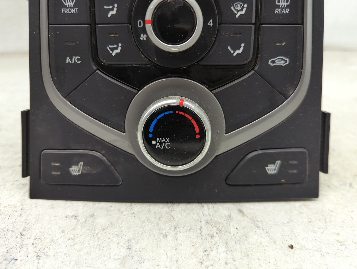 2015 Hyundai Elantra Climate Control Module Temperature AC/Heater Replacement P/N:97250-3XCD0 C500-ATDCH Fits OEM Used Auto 