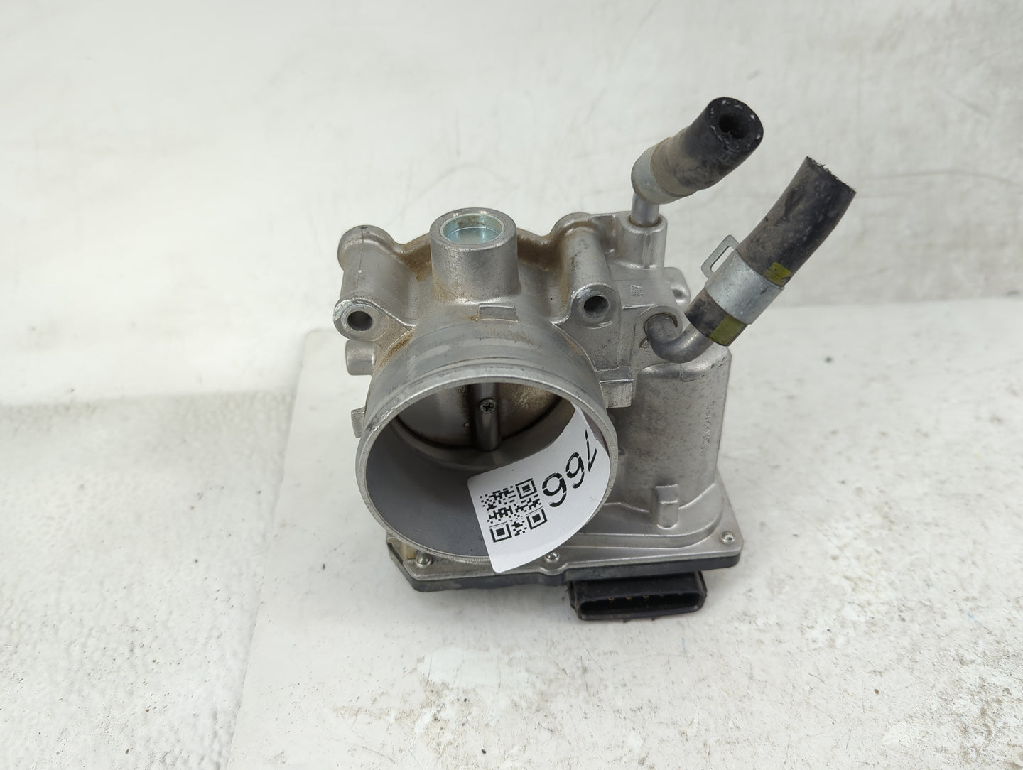 2011-2020 Hyundai Elantra Throttle Body P/N:35100-2E000 Fits Fits 2011 2012 2013 2014 2015 2016 2017 2018 2019 2020 2021 OEM