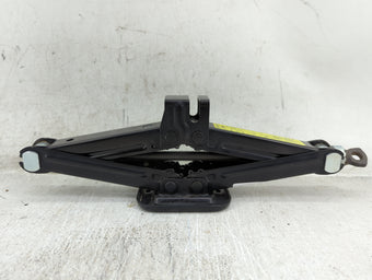 compare product 2015 Hyundai Elantra Spare Scissor Car Jack