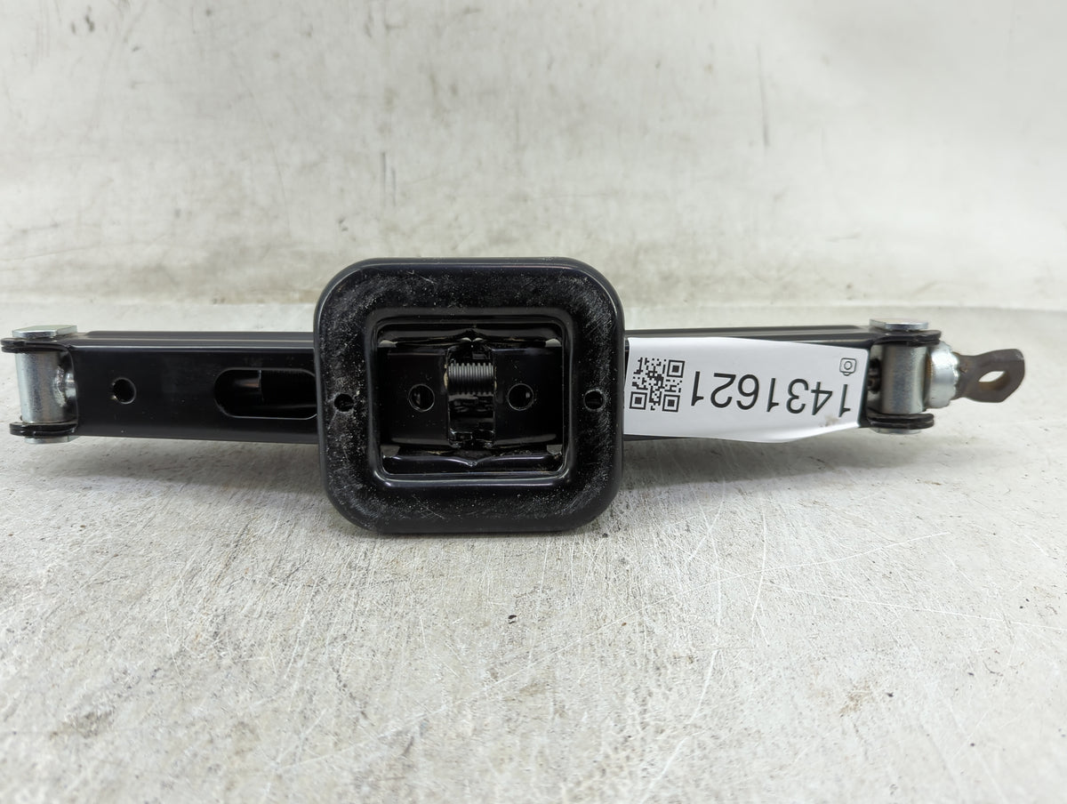 2015 Hyundai Elantra Spare Scissor Car Jack - Oemusedautoparts1.com