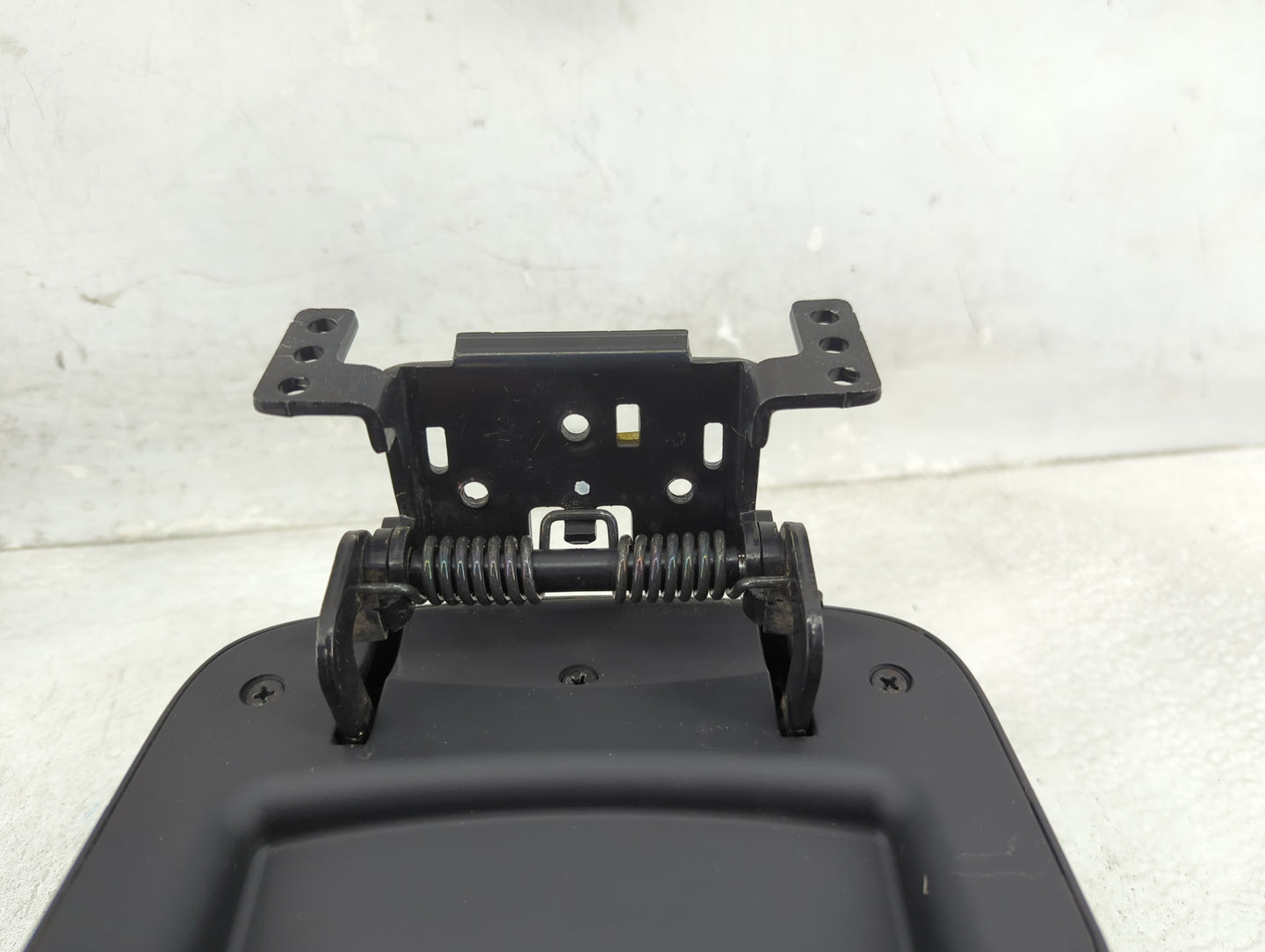 2015 Hyundai Elantra Center Console Armrest Cover Lid P/N:140526 Fits OEM Used Auto Parts - Oemusedautoparts1.com