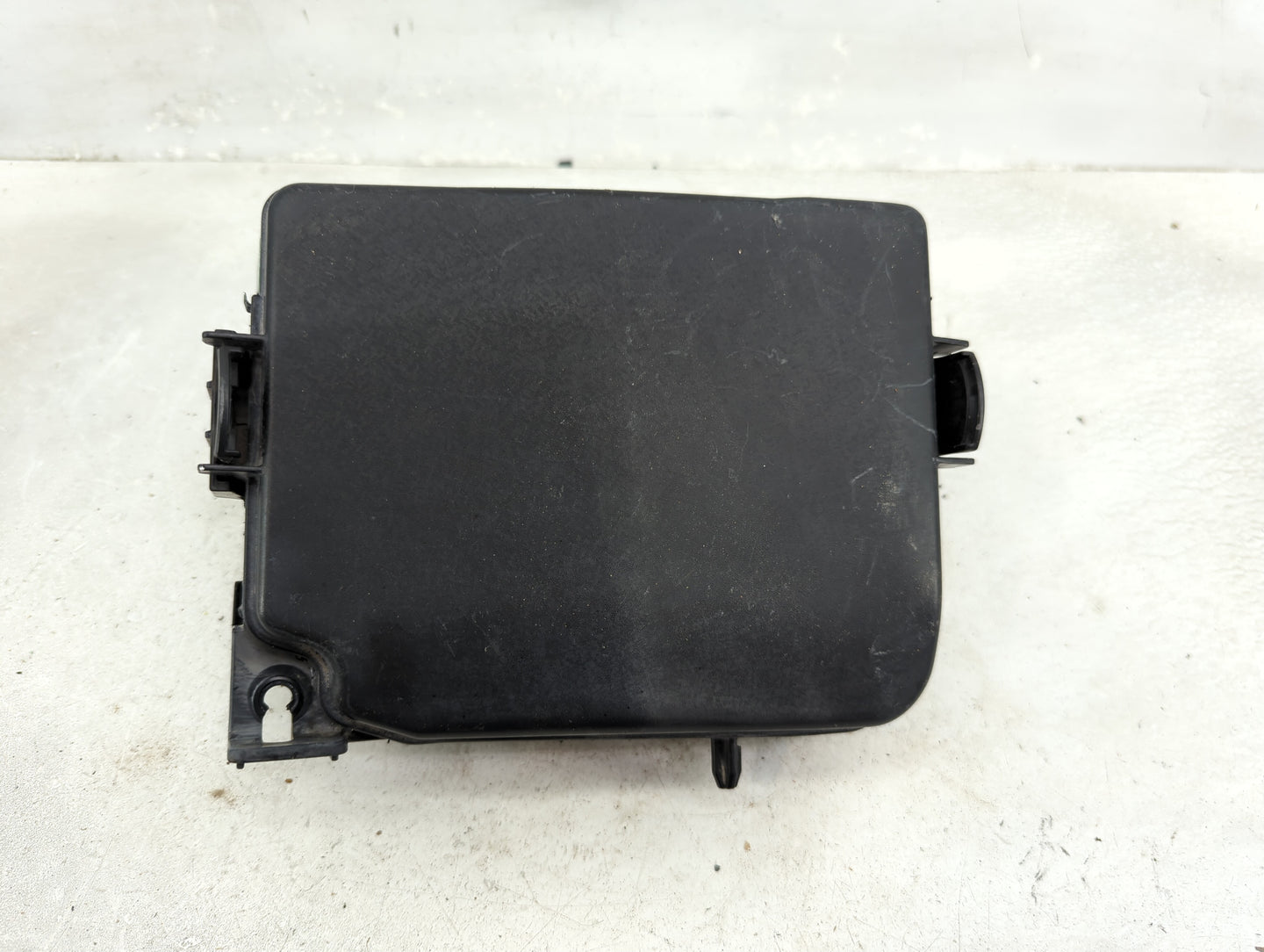 2015 Hyundai Elantra Fusebox Fuse Box Panel Relay Module P/N:91950-A5712 18790-01316, 91957-3X140 Fits OEM Used Auto Parts -