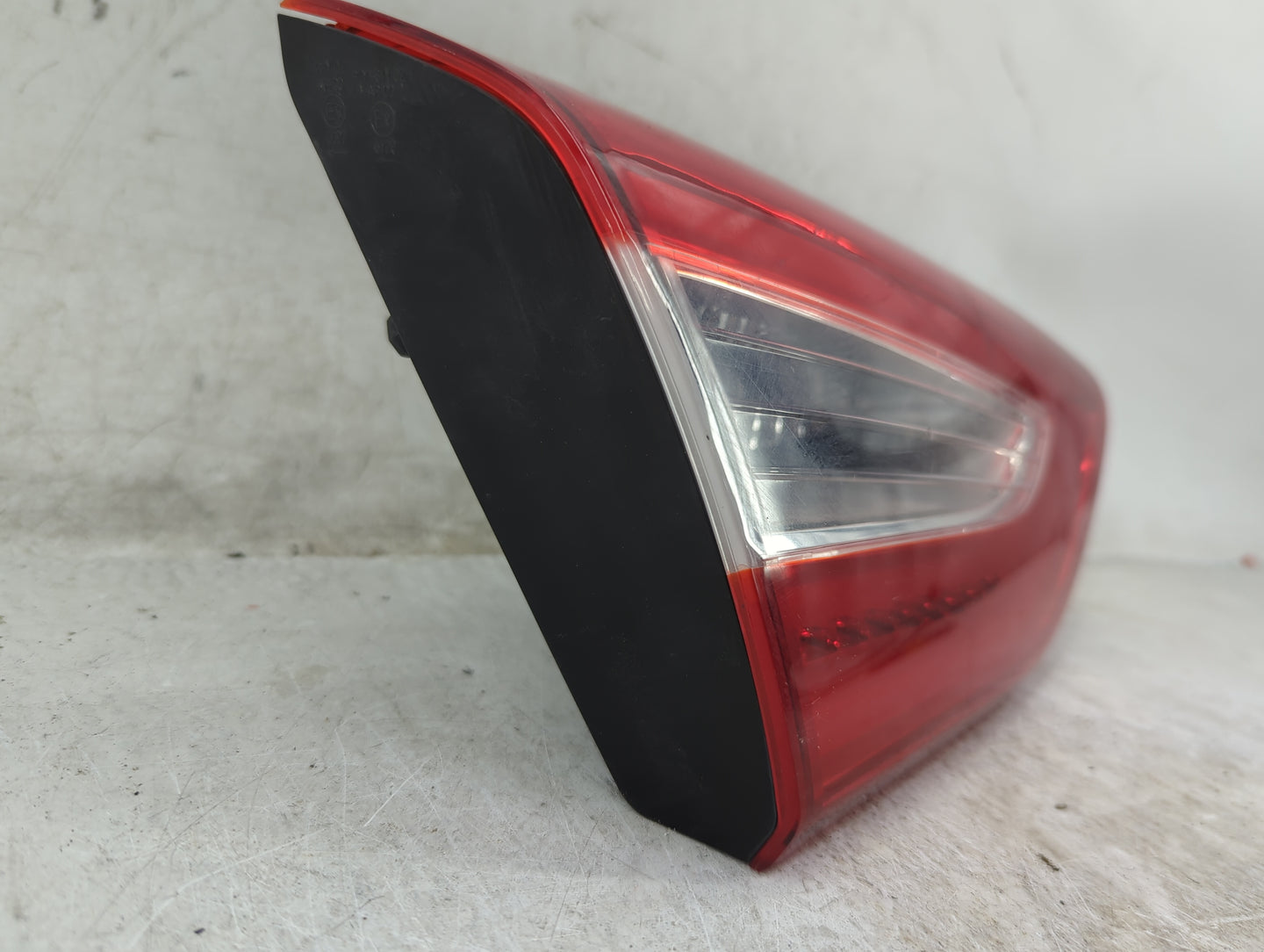 2014-2016 Hyundai Elantra Tail Light Assembly Passenger Right OEM Fits Fits 2014 2015 2016 OEM Used Auto Parts - Oemusedauto