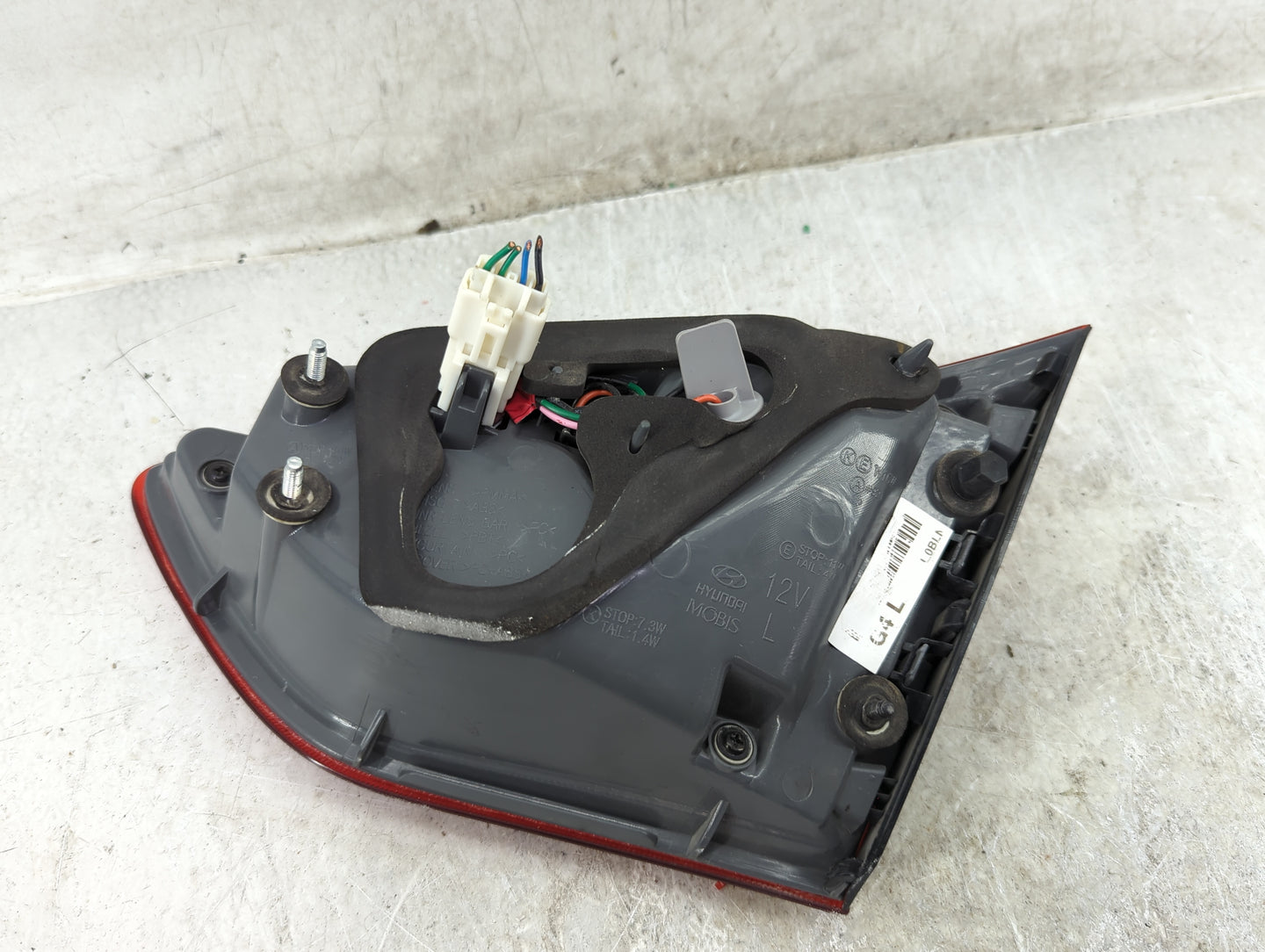 2014-2016 Hyundai Elantra Tail Light Assembly Passenger Right OEM Fits Fits 2014 2015 2016 OEM Used Auto Parts - Oemusedauto