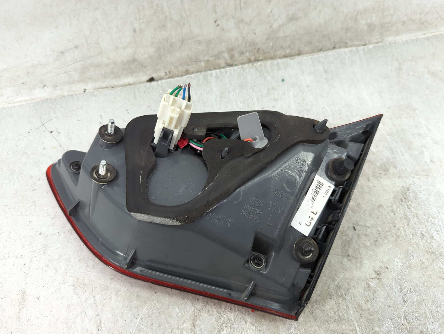 2014-2016 Hyundai Elantra Tail Light Assembly Passenger Right OEM Fits Fits 2014 2015 2016 OEM Used Auto Parts - Oemusedauto