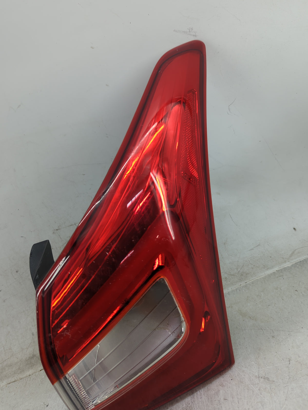 2013-2017 Hyundai Elantra Tail Light Assembly Passenger Right OEM P/N:92402-A51 Fits Fits 2013 2014 2015 2016 2017 OEM Used 