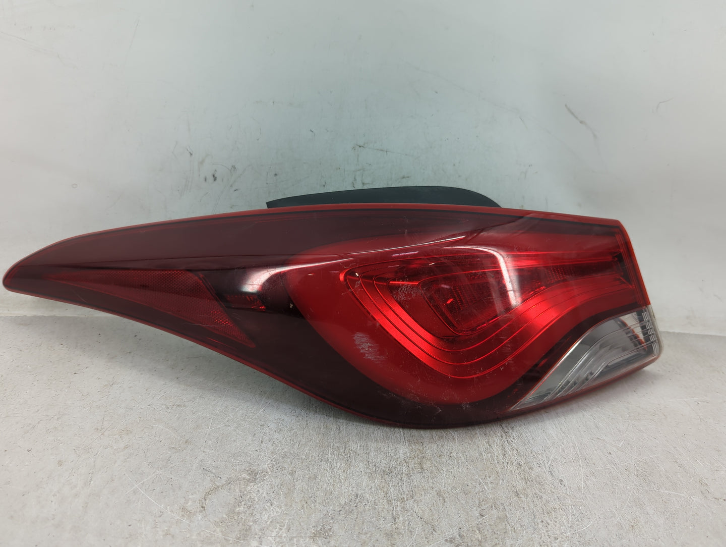 2014-2016 Hyundai Elantra Tail Light Assembly Driver Left OEM Fits Fits 2014 2015 2016 OEM Used Auto Parts - Oemusedautopart