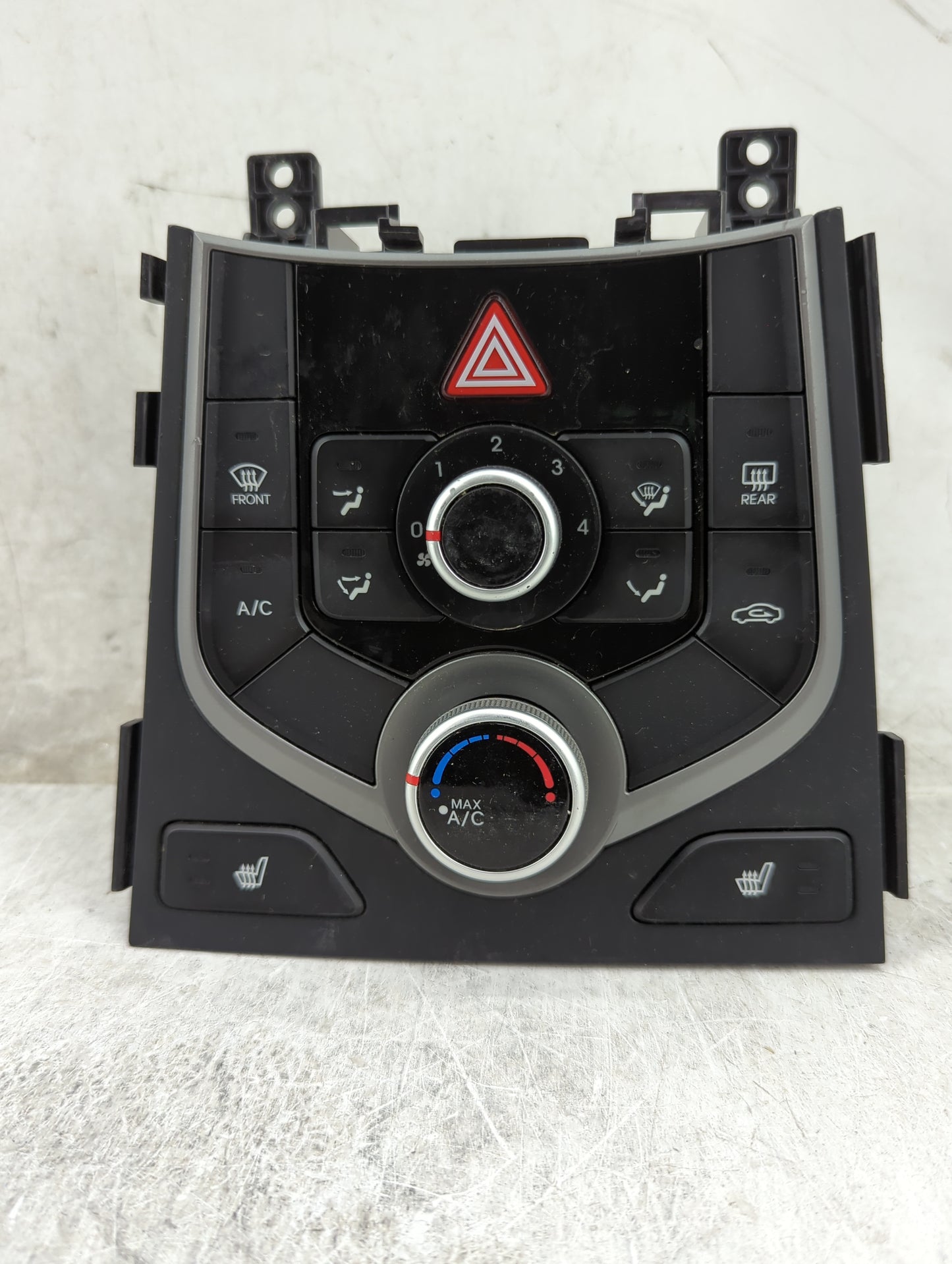 2014-2016 Hyundai Elantra Climate Control Module Temperature AC/Heater Replacement P/N:97250-3XCD0 C500-ATDCH Fits OEM Used 
