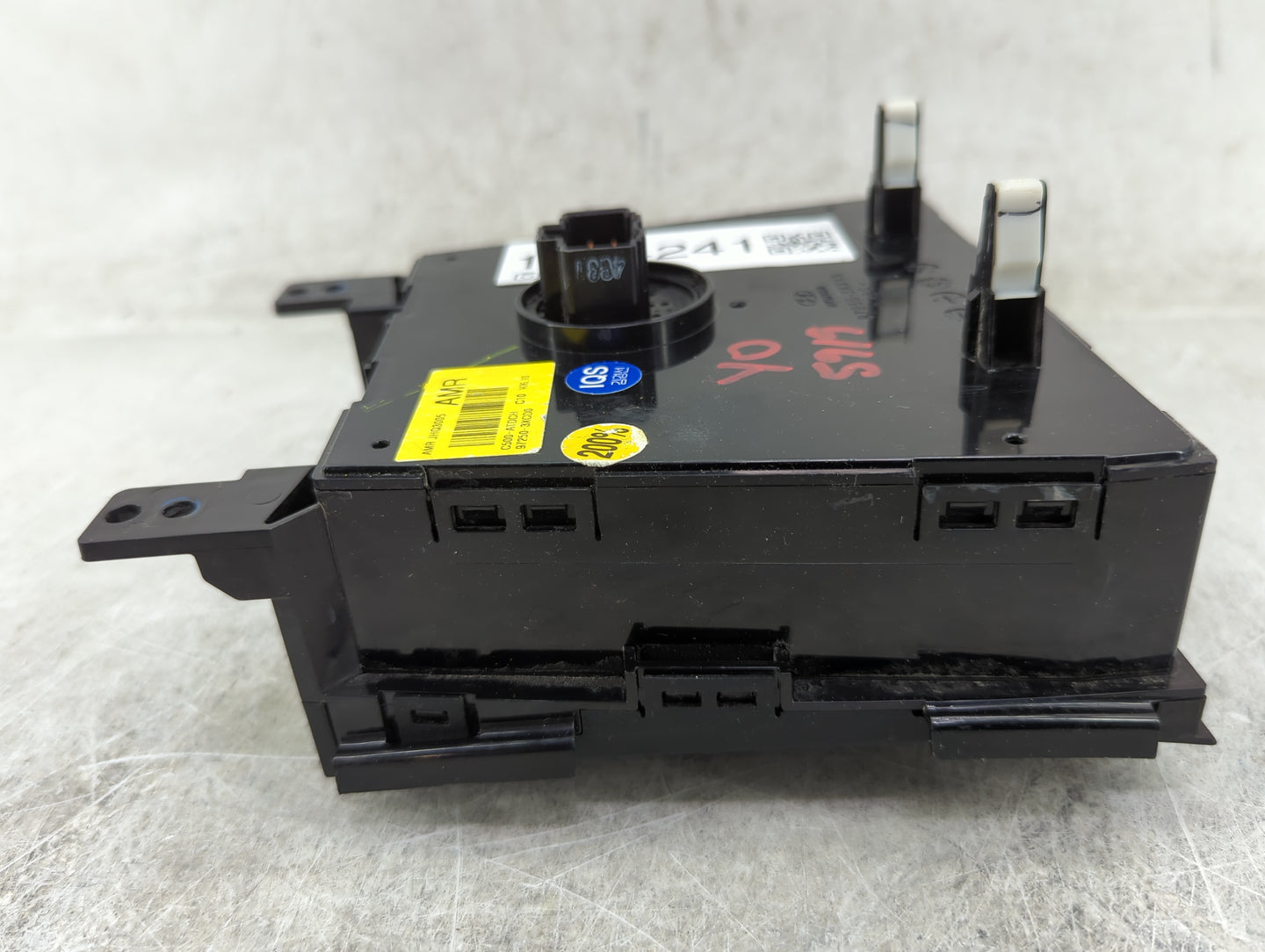2014-2016 Hyundai Elantra Climate Control Module Temperature AC/Heater Replacement P/N:97250-3XCD0 C500-ATDCH Fits OEM Used 