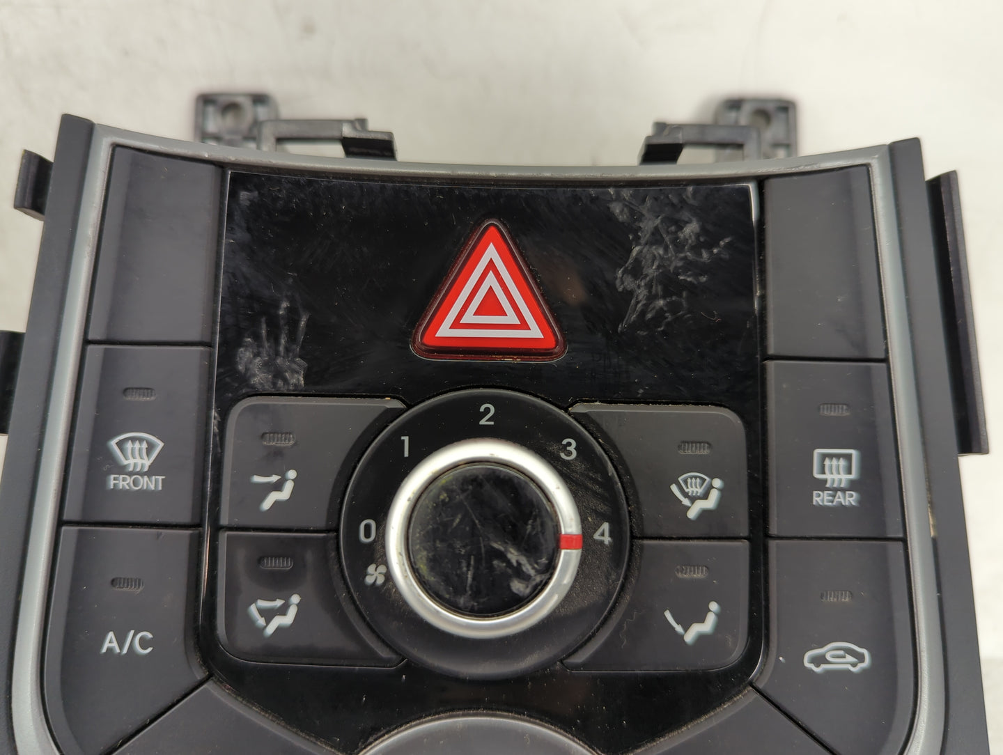 2014-2016 Hyundai Elantra Climate Control Module Temperature AC/Heater Replacement P/N:97250-3XCD0 C500-ATDCH Fits OEM Used 