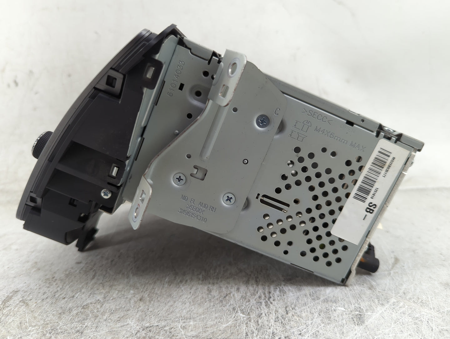 2014-2016 Hyundai Elantra Radio AM FM Cd Player Receiver Replacement P/N:96180-3X165GU AM980MDANGU Fits Fits 2014 2015 2016 