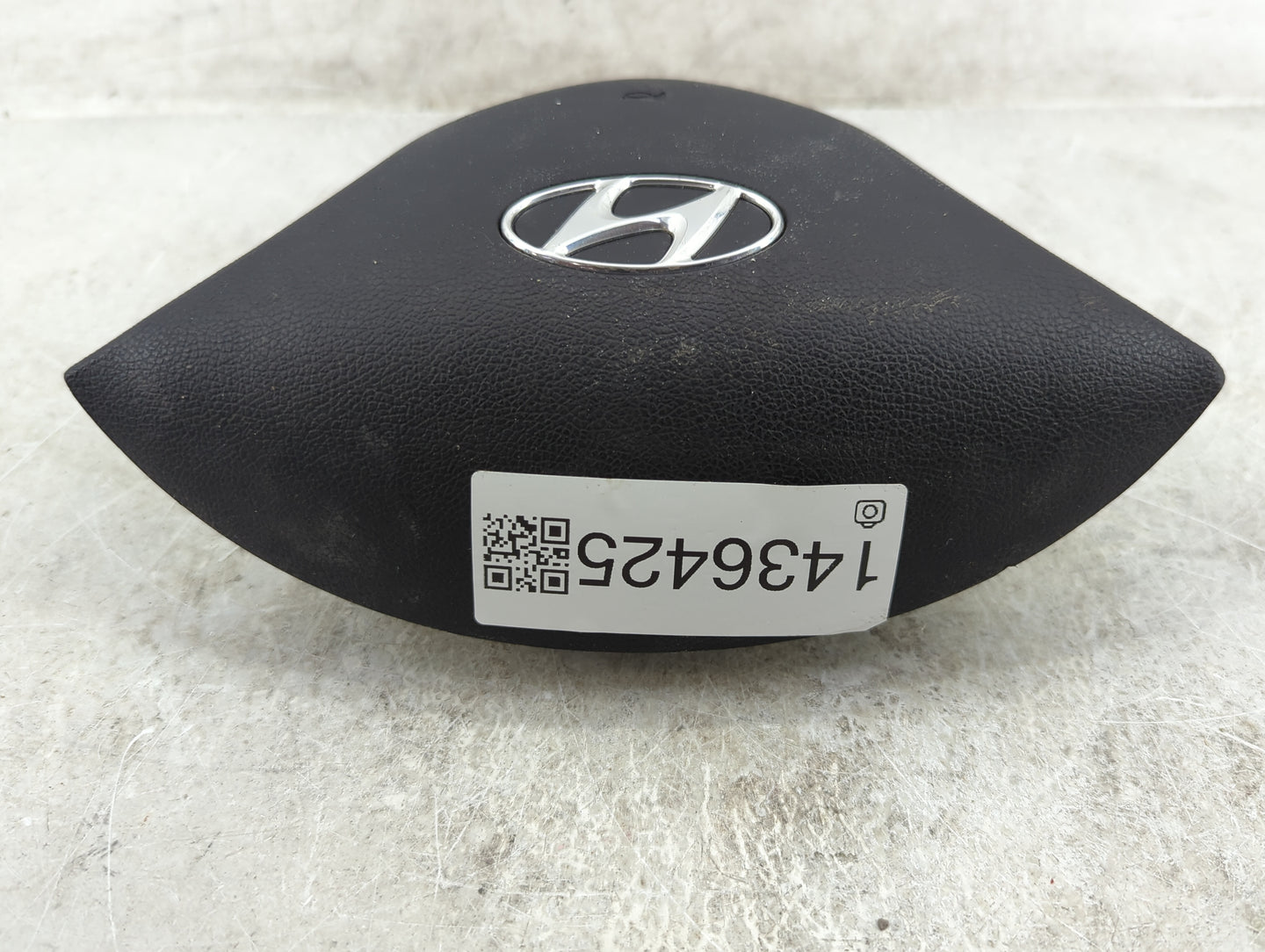 2011-2016 Hyundai Elantra Air Bag Driver Left Steering Wheel Mounted P/N:B0666100-00 145L00373X56940010 Fits OEM Used Auto P