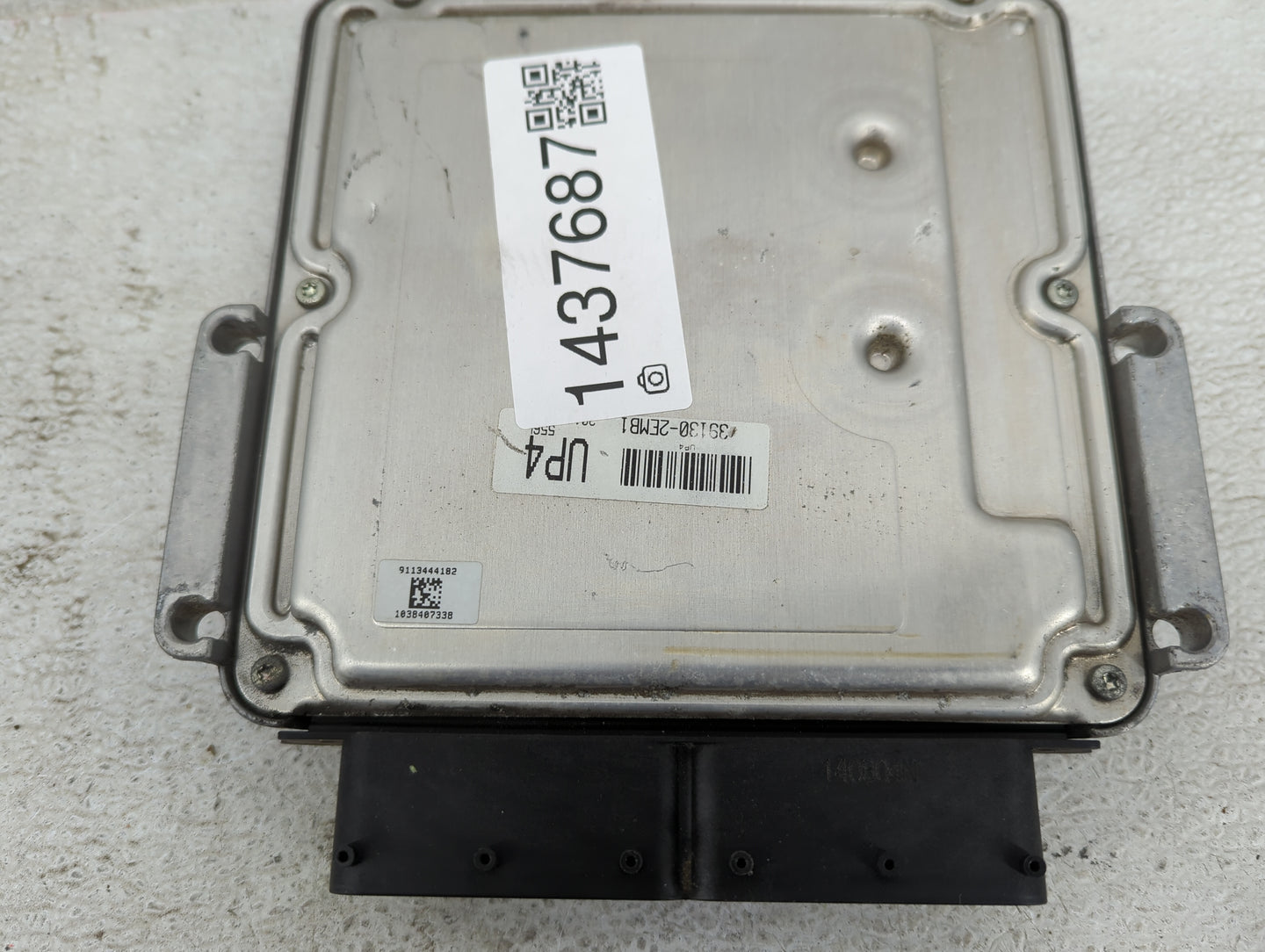 2015 Hyundai Elantra PCM Engine Control Computer ECU ECM PCU OEM P/N:39131-2EMB1 9003120556KB, MEDG17.9.8 Fits Fits 2014 OEM