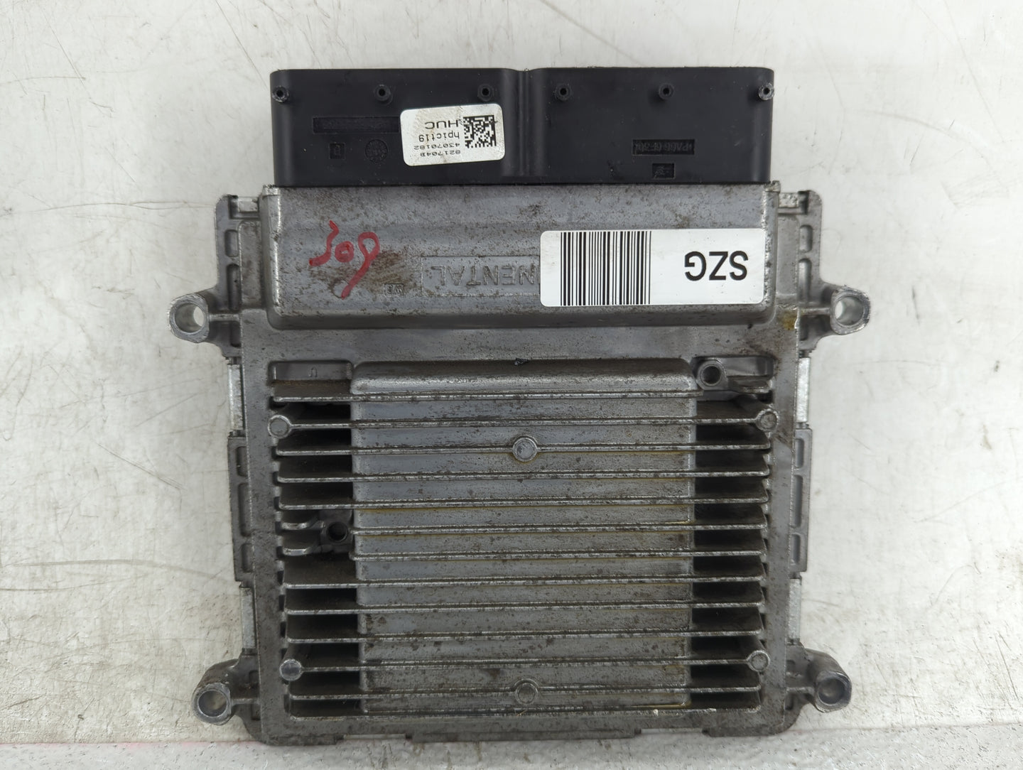 2015 Hyundai Elantra PCM Engine Control Computer ECU ECM PCU OEM Fits OEM Used Auto Parts - Oemusedautoparts1.com