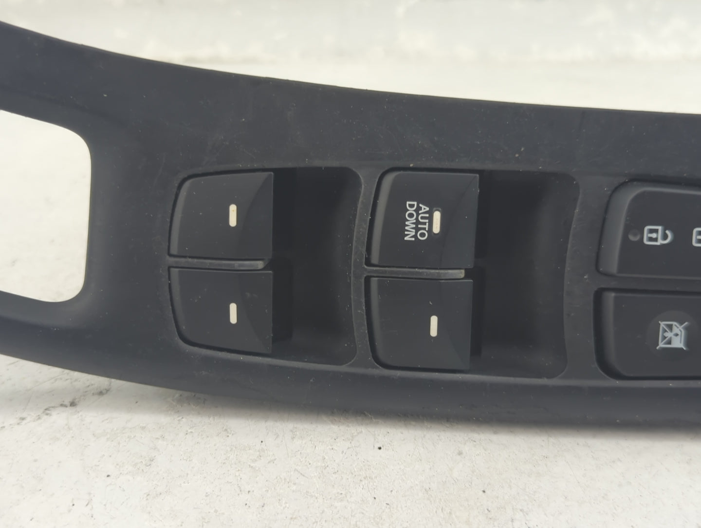 2014-2016 Hyundai Elantra Master Power Window Switch Replacement Driver Side Left P/N:93570-3X032RY Fits Fits 2014 2015 2016
