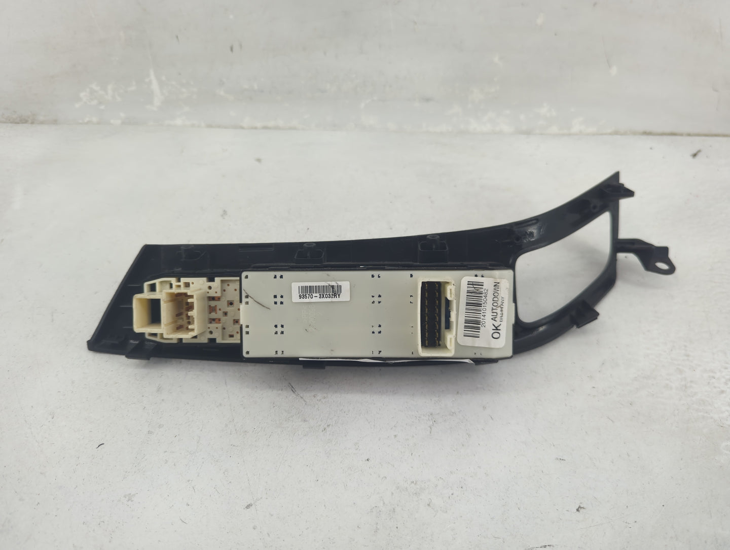 2014-2016 Hyundai Elantra Master Power Window Switch Replacement Driver Side Left P/N:93570-3X032RY Fits Fits 2014 2015 2016