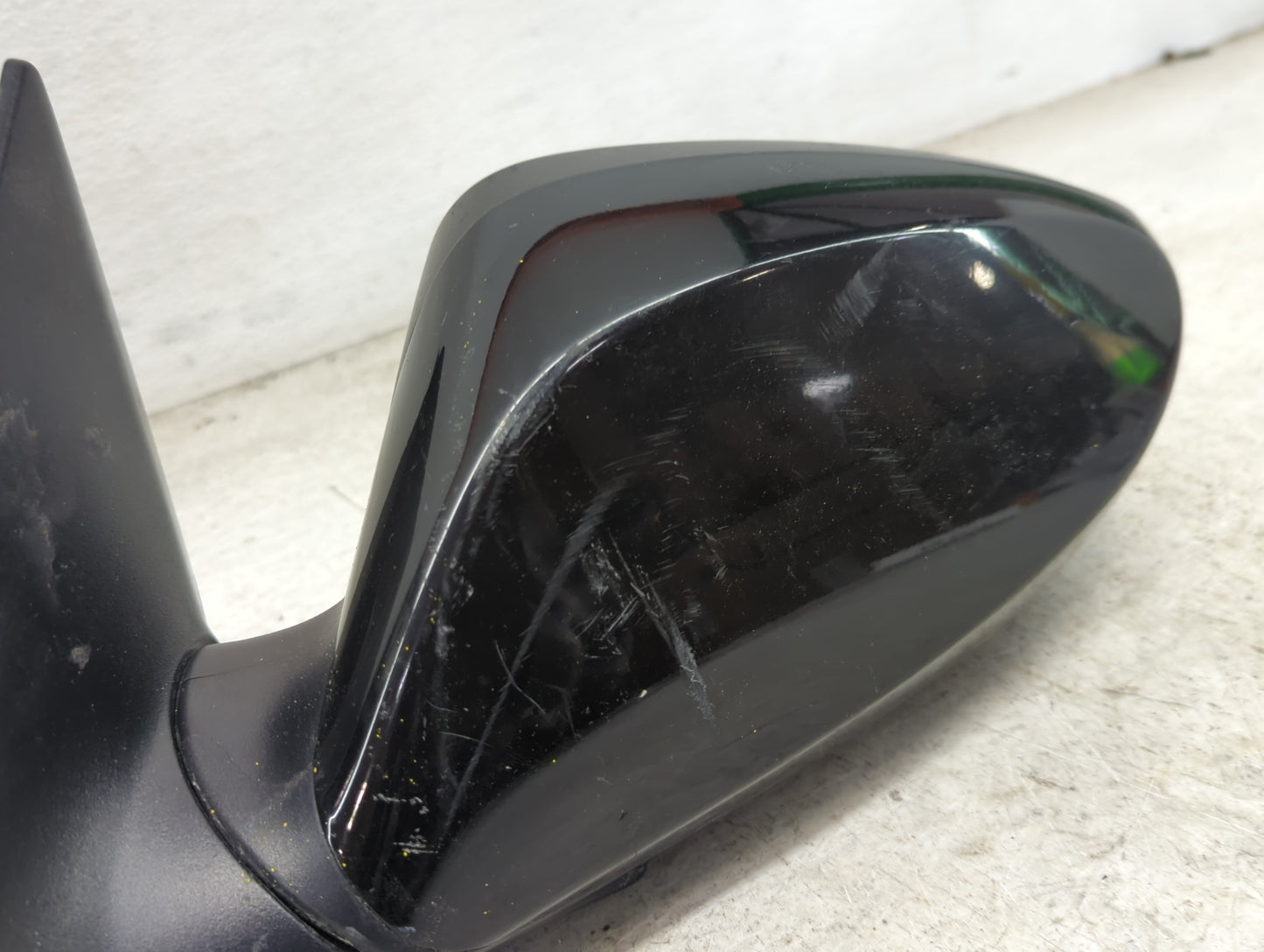 2015-2016 Hyundai Elantra Driver Side View Mirror - Left Door Mirror OEM Used - Oemusedautoparts1.com