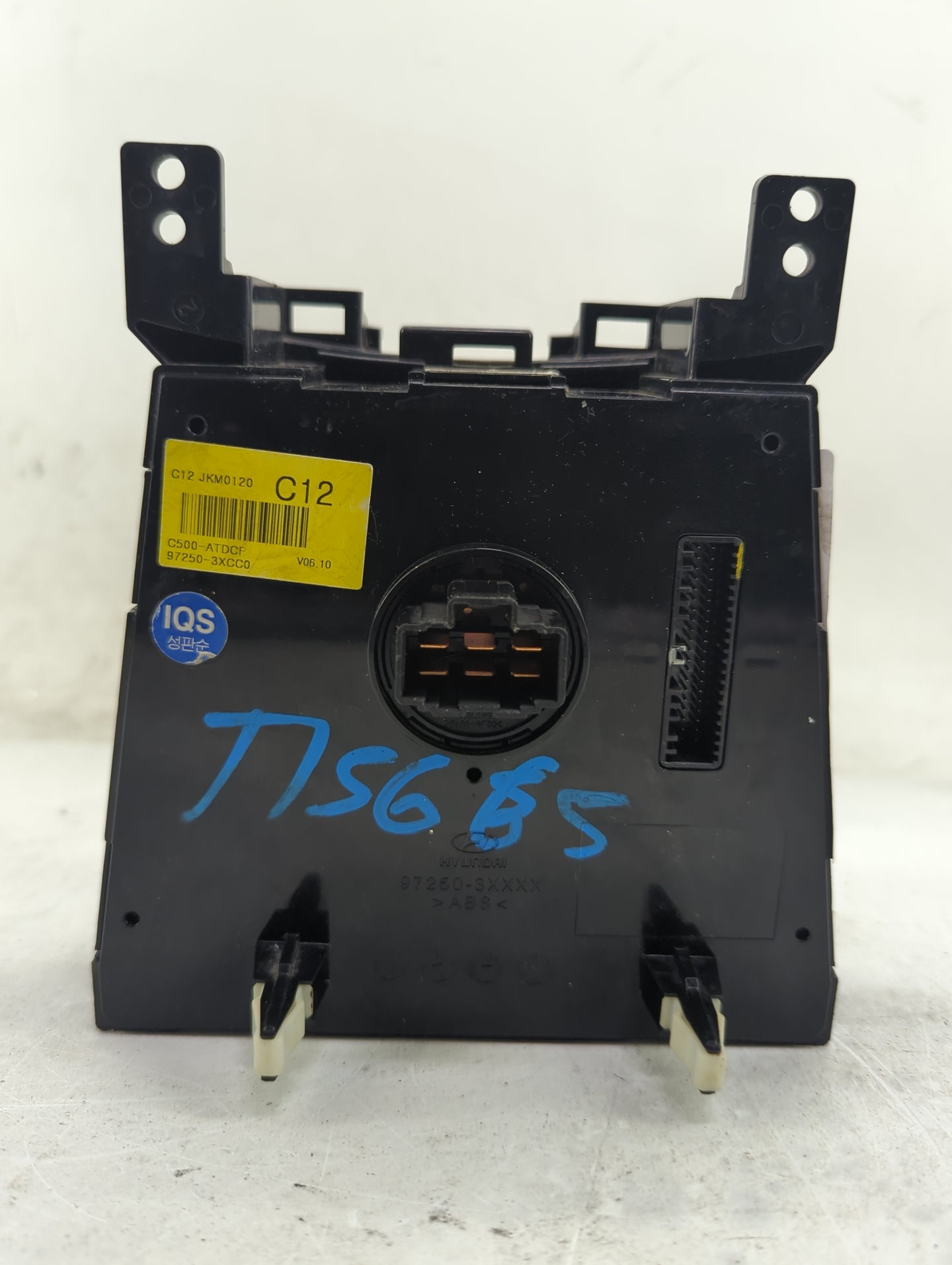 2014-2016 Hyundai Elantra Climate Control Module Temperature AC/Heater Replacement P/N:97250-3XCC0 C500-ATDCF Fits OEM Used 