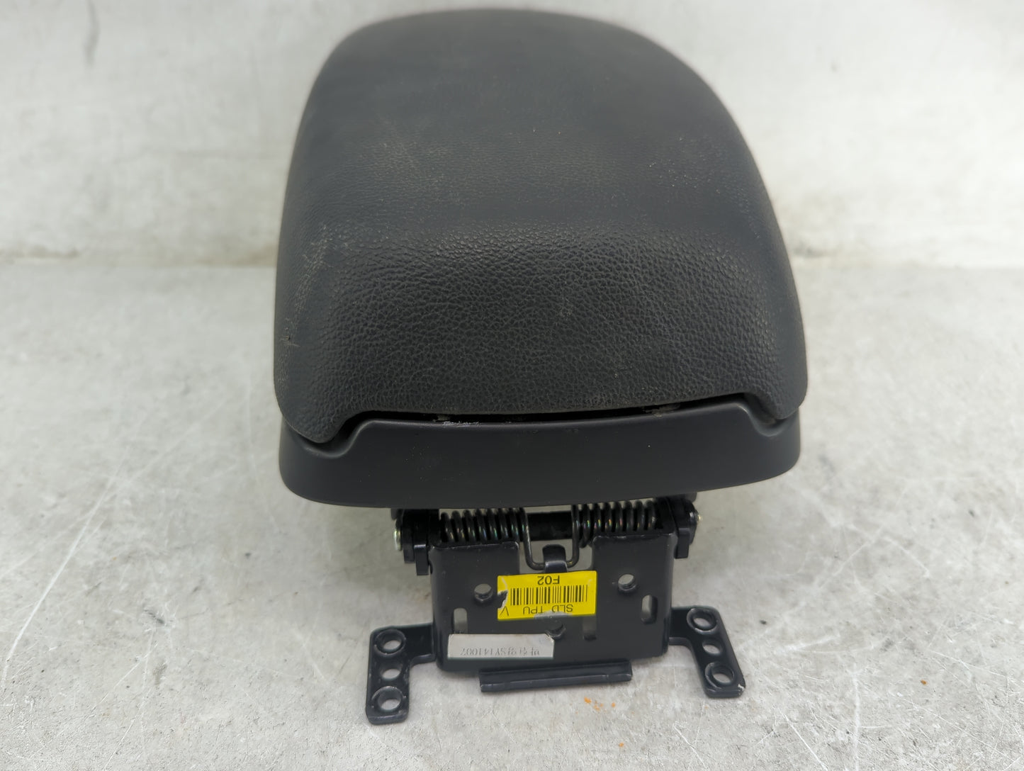 2015 Hyundai Elantra Center Floor Console Fits OEM Used Auto Parts - Oemusedautoparts1.com