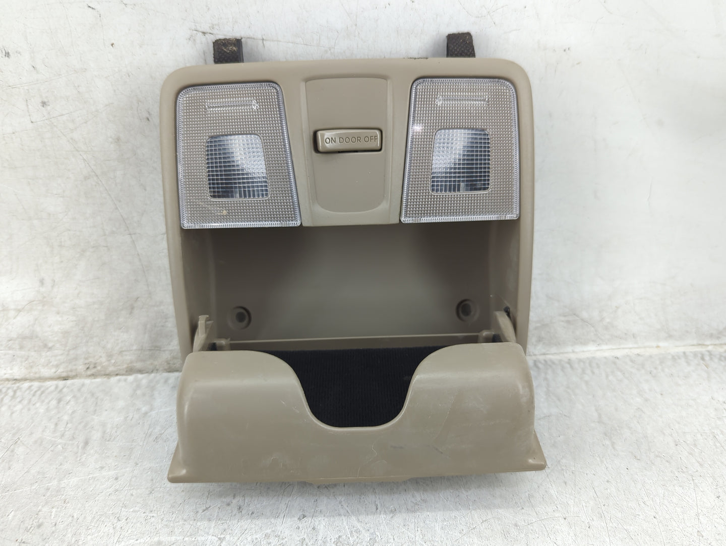2015 Hyundai Elantra Overhead Roof Console - Oemusedautoparts1.com