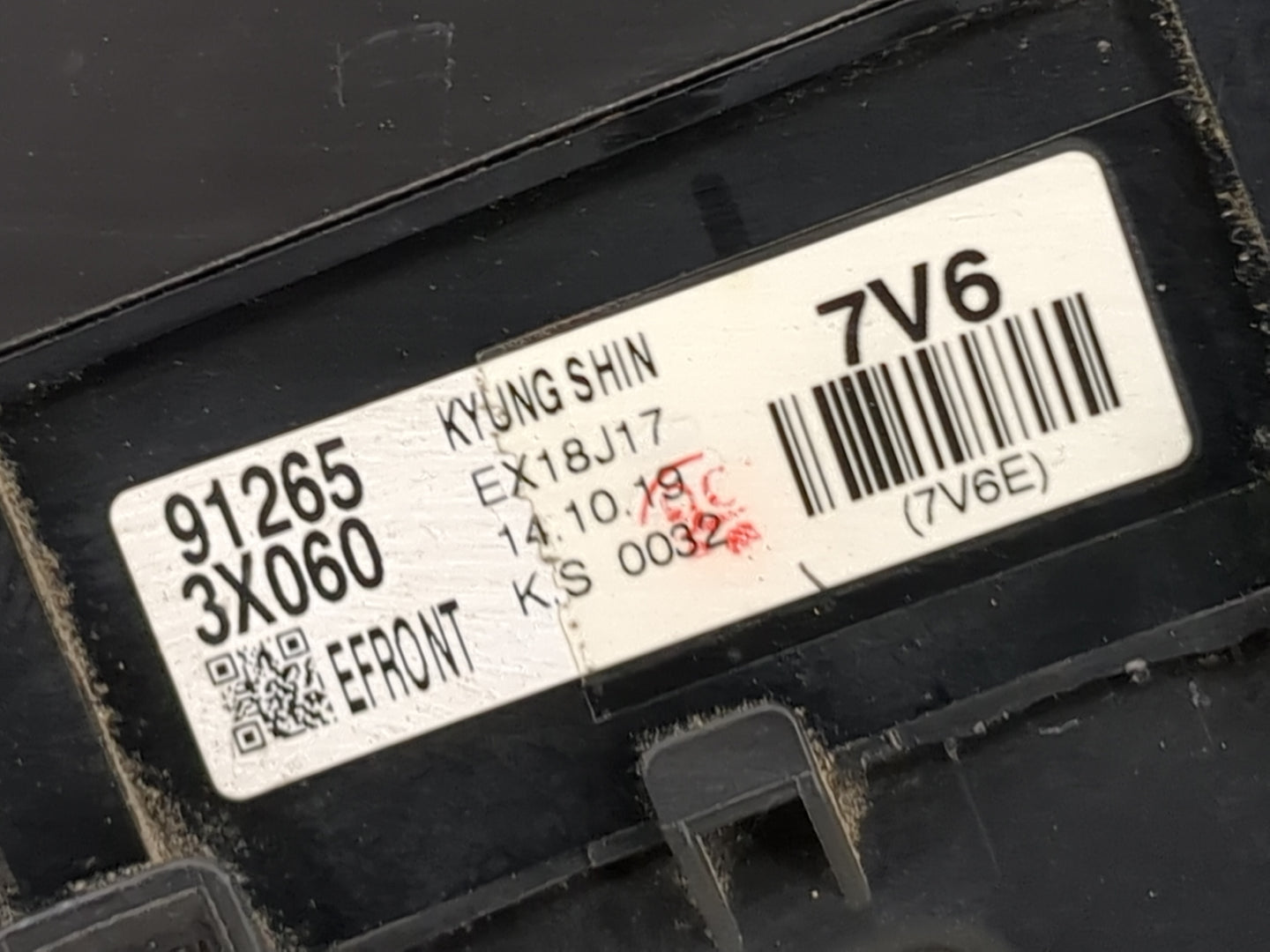2014-2016 Hyundai Elantra Fusebox Fuse Box Panel Relay Module P/N:912653X060 Fits Fits 2014 2015 2016 OEM Used Auto Parts - 